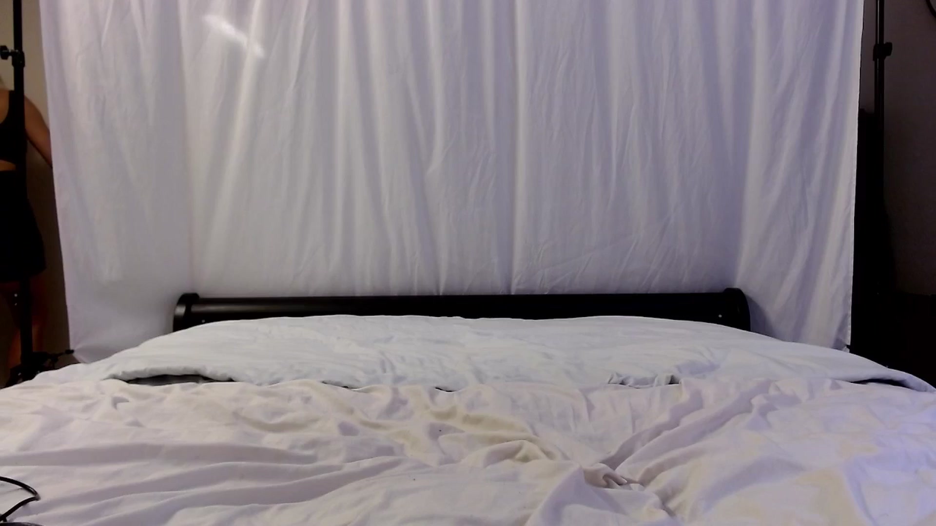 Gallery image thumbnail from HotBlondeSlut's myfreecams stream on, 06/22/2025, 09:56 image 9 of 20