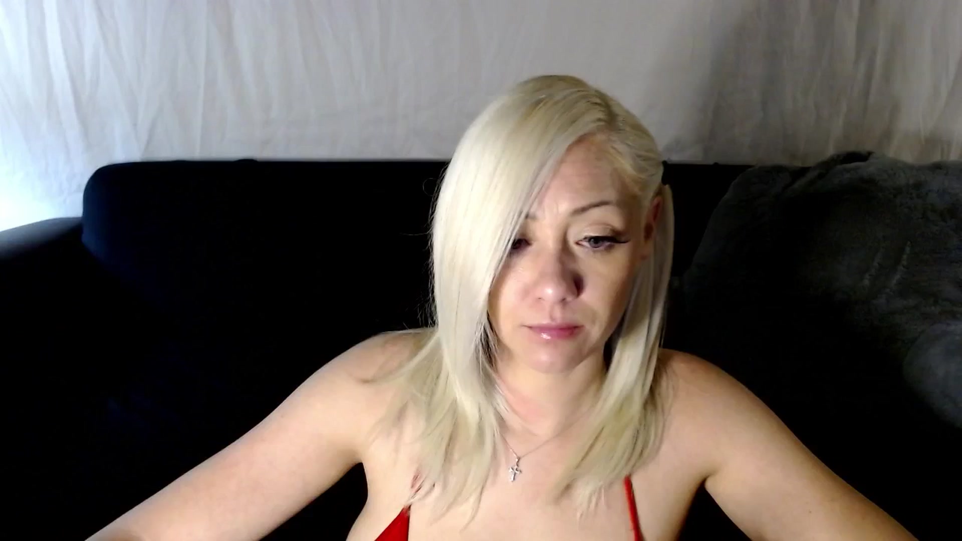 Gallery image thumbnail from HotBlondeSlut's myfreecams stream on, 11/04/2025, 10:37 image 17 of 20