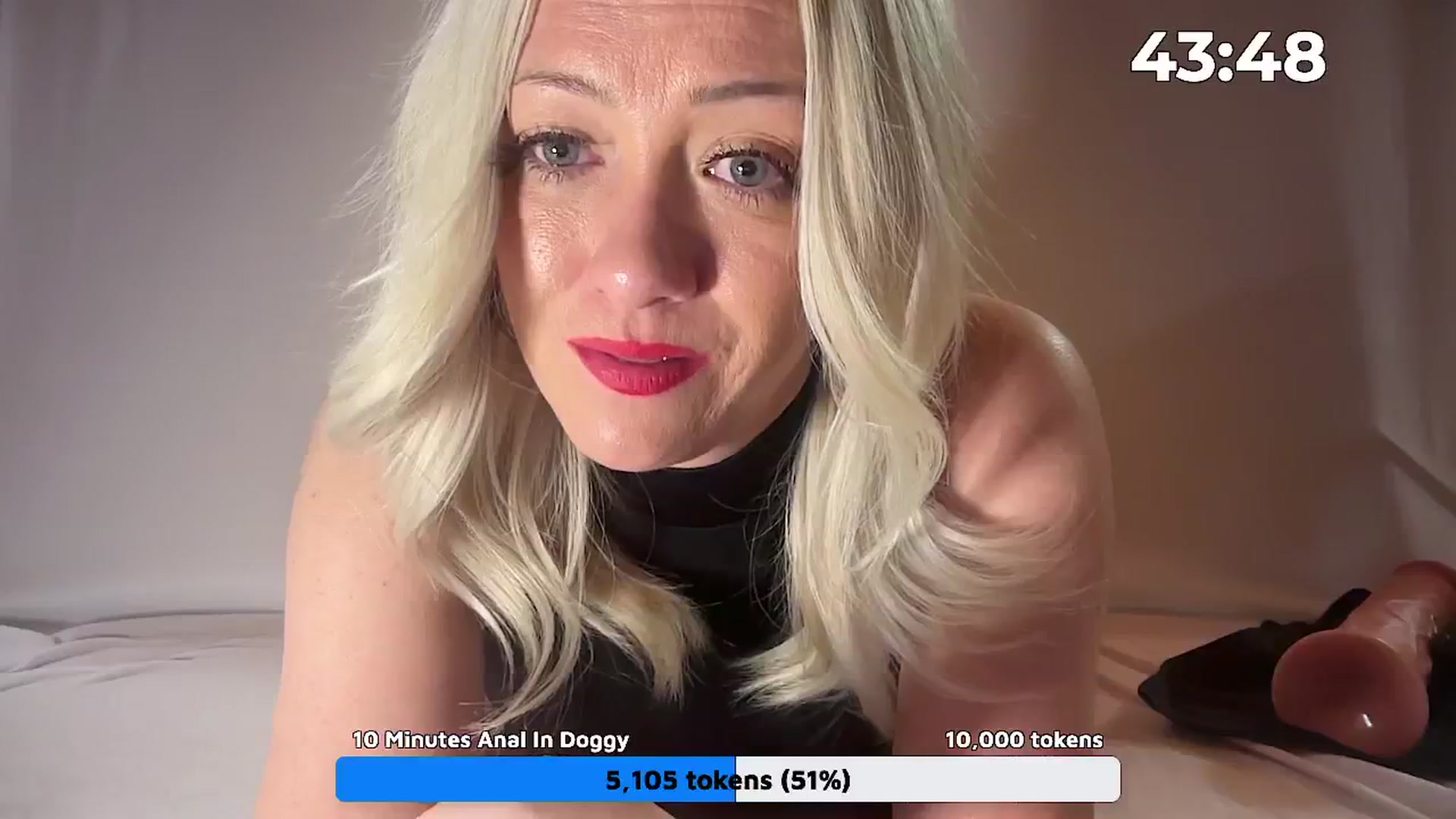 Gallery image thumbnail from HotBlondeSlut's myfreecams stream on, 12/13/2025, 10:29 image 15 of 20
