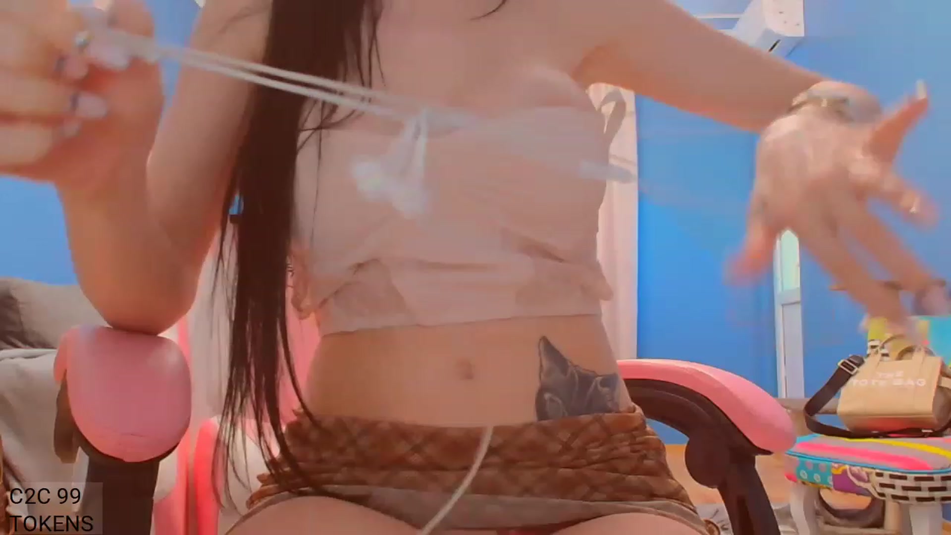 Gallery image thumbnail from HotCafeDelina's myfreecams stream on, 04/09/2023, 15:45 image 20 of 20