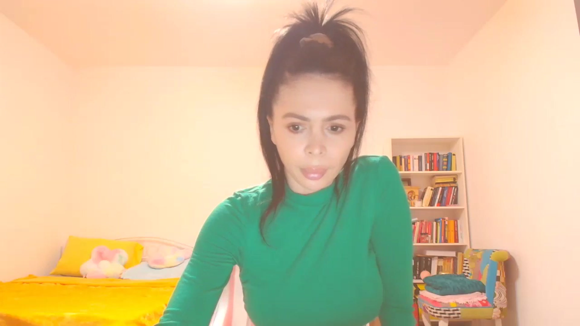 Gallery image thumbnail from HotCafeDelina's myfreecams stream on, 12/30/2024, 17:02 image 19 of 20