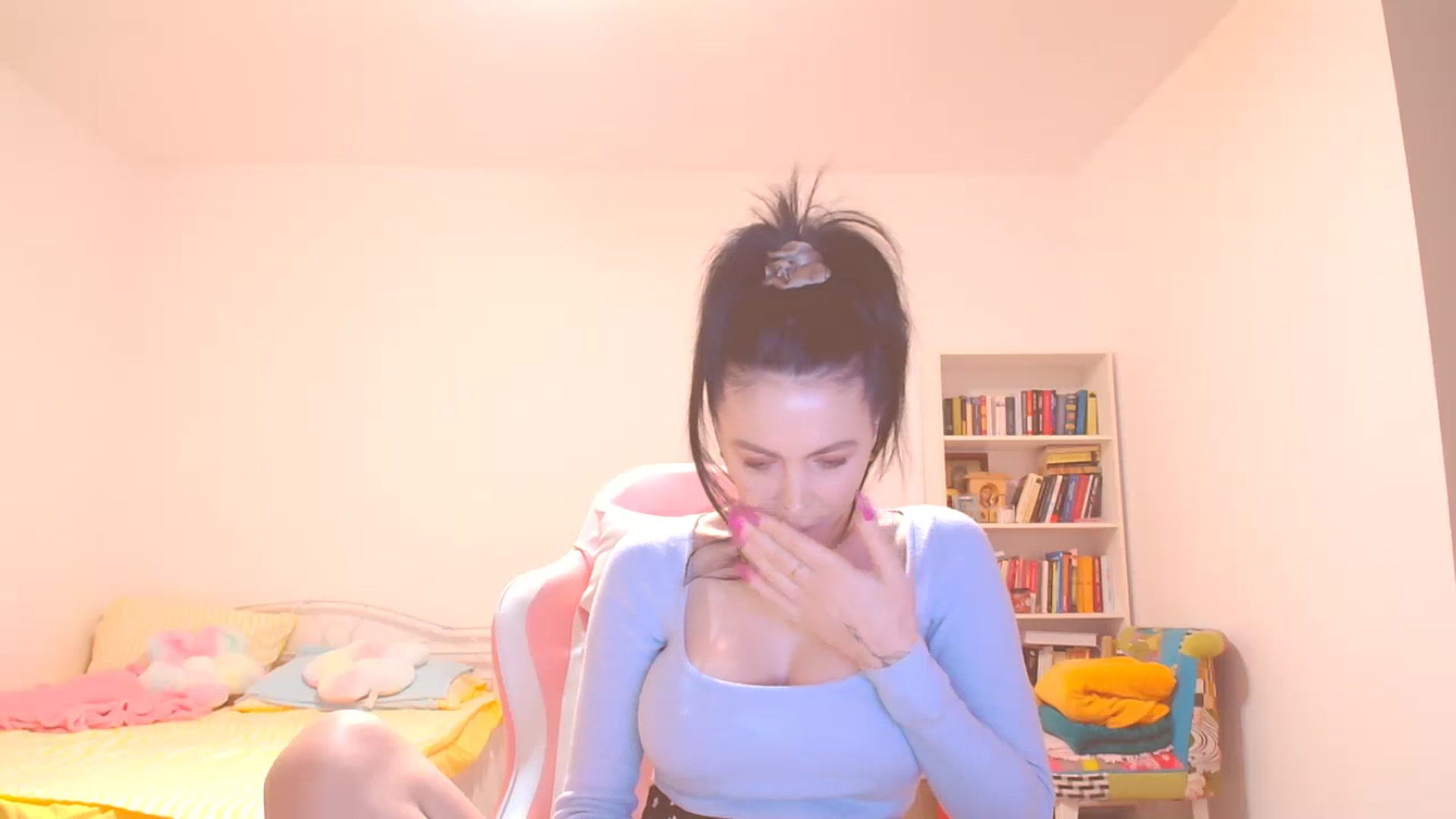 Gallery image thumbnail from HotCafeDelina's myfreecams stream on, 12/31/2024, 17:24 image 6 of 20