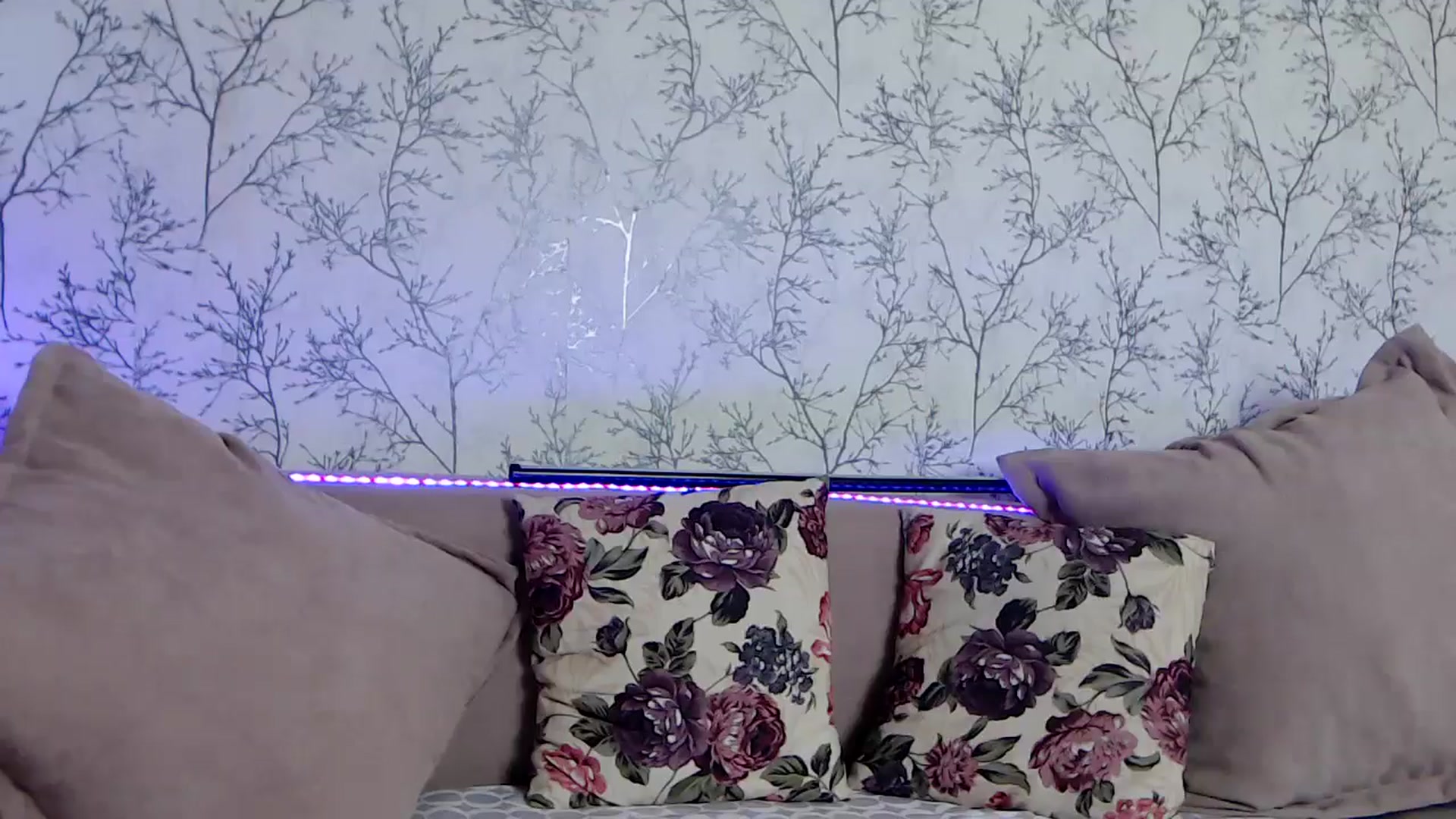 Gallery image thumbnail from HotCallia's myfreecams stream on, 07/29/2024, 15:09 image 20 of 20
