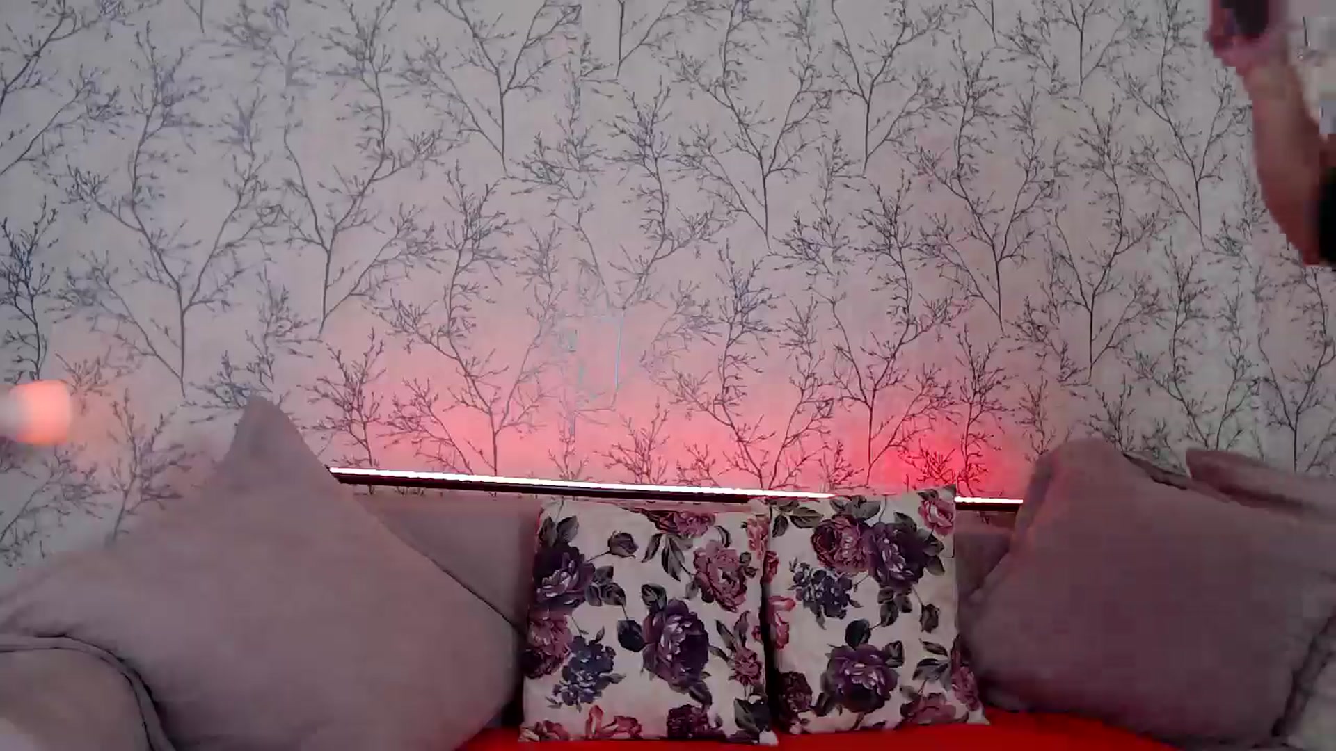 Gallery image thumbnail from HotCallia's myfreecams stream on, 08/31/2024, 08:33 image 2 of 20