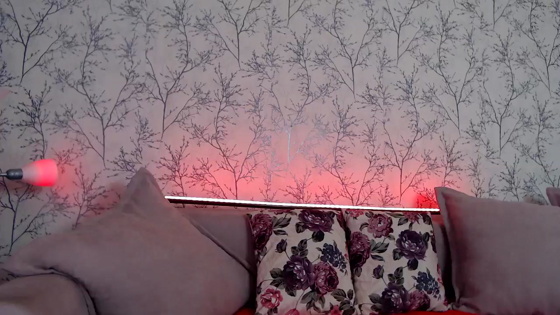 Gallery image thumbnail from HotCallia's myfreecams stream on, 09/25/2024, 07:21 image 11 of 20