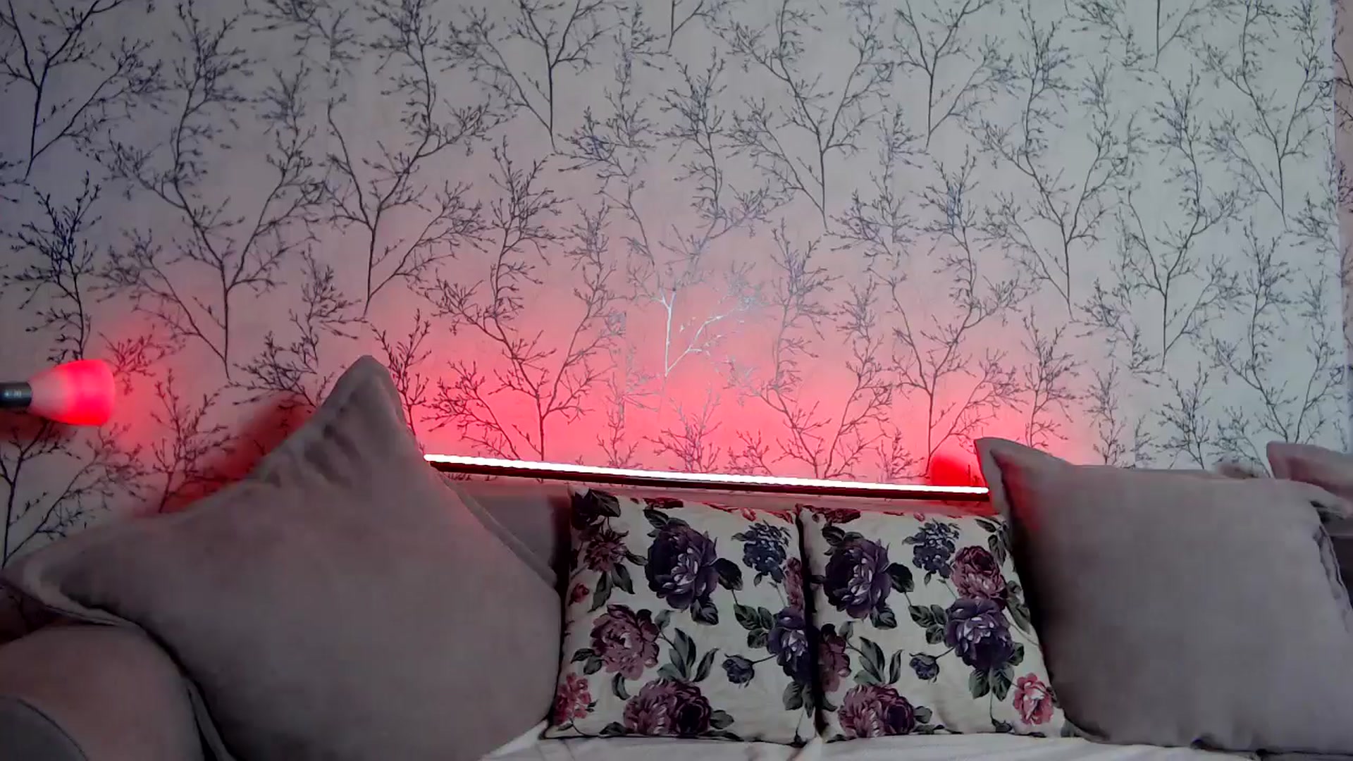 Gallery image thumbnail from HotCallia's myfreecams stream on, 10/07/2024, 06:45 image 14 of 20