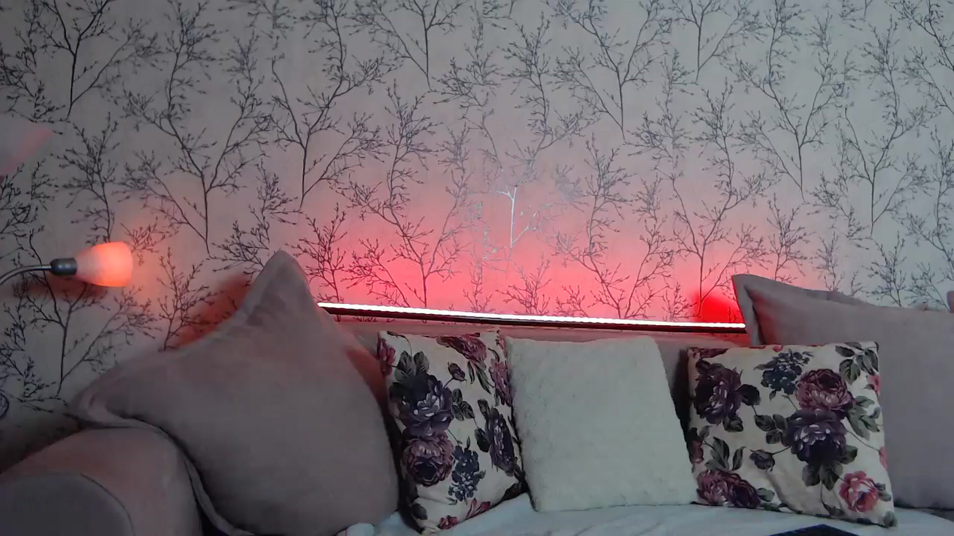 Gallery image thumbnail from HotCallia's myfreecams stream on, 10/16/2024, 07:41 image 6 of 20