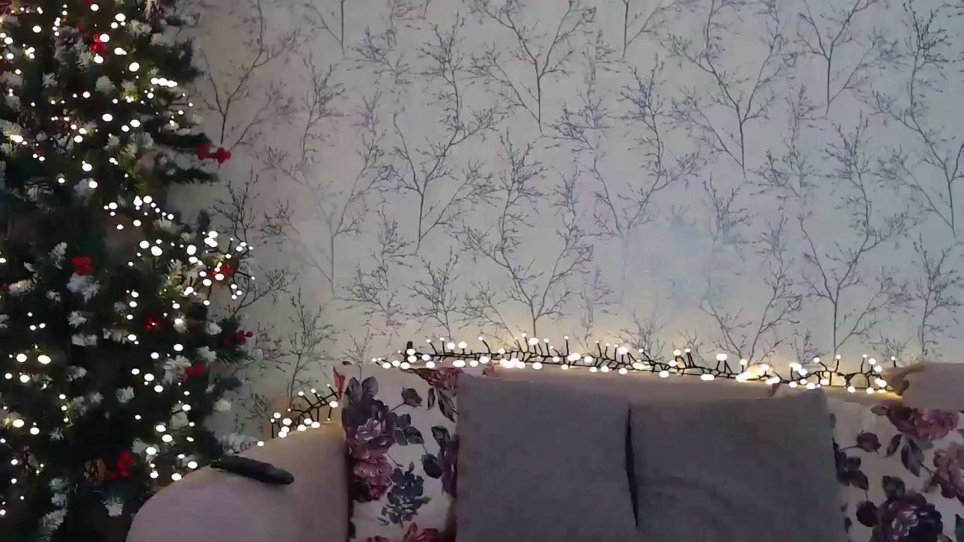 Gallery image thumbnail from HotCallia's myfreecams stream on, 12/14/2024, 09:24 image 16 of 20