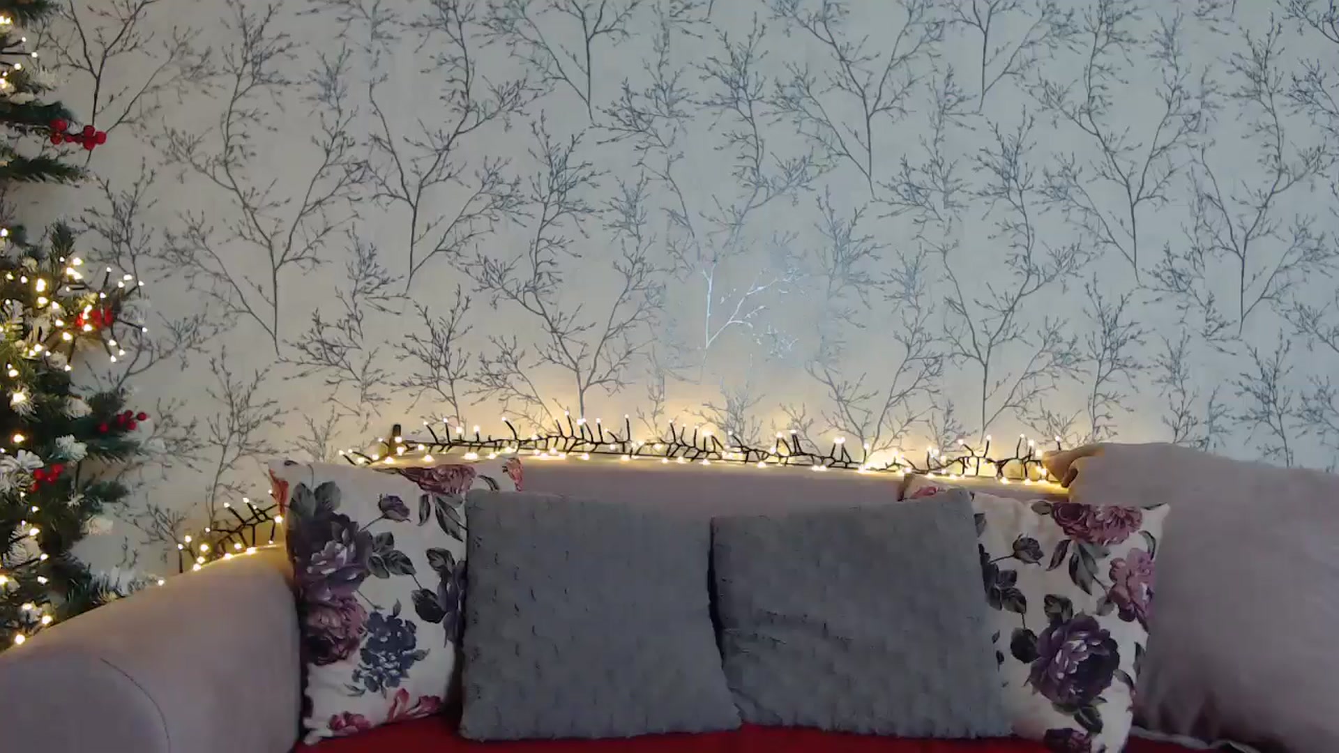 Gallery image thumbnail from HotCallia's myfreecams stream on, 12/16/2024, 08:07 image 18 of 20