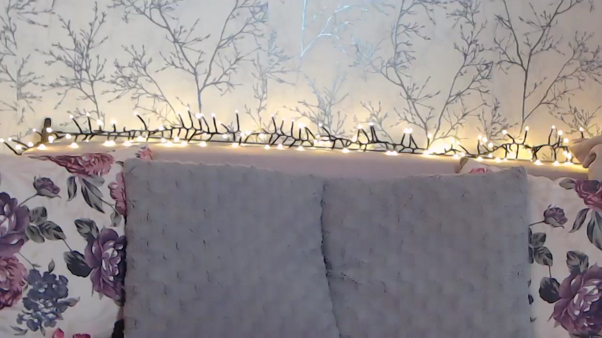 Gallery image thumbnail from HotCallia's myfreecams stream on, 12/17/2024, 07:30 image 1 of 20