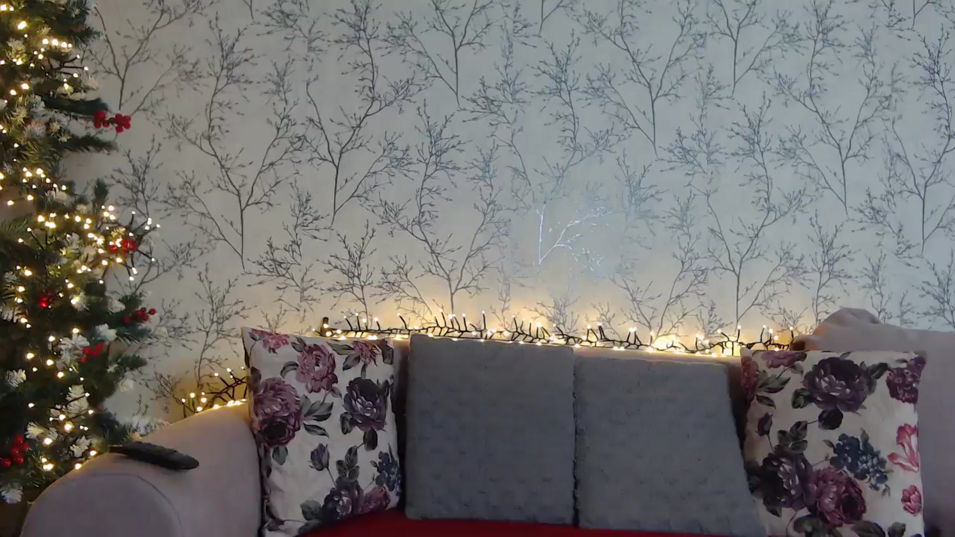 Gallery image thumbnail from HotCallia's myfreecams stream on, 12/28/2024, 09:37 image 15 of 20