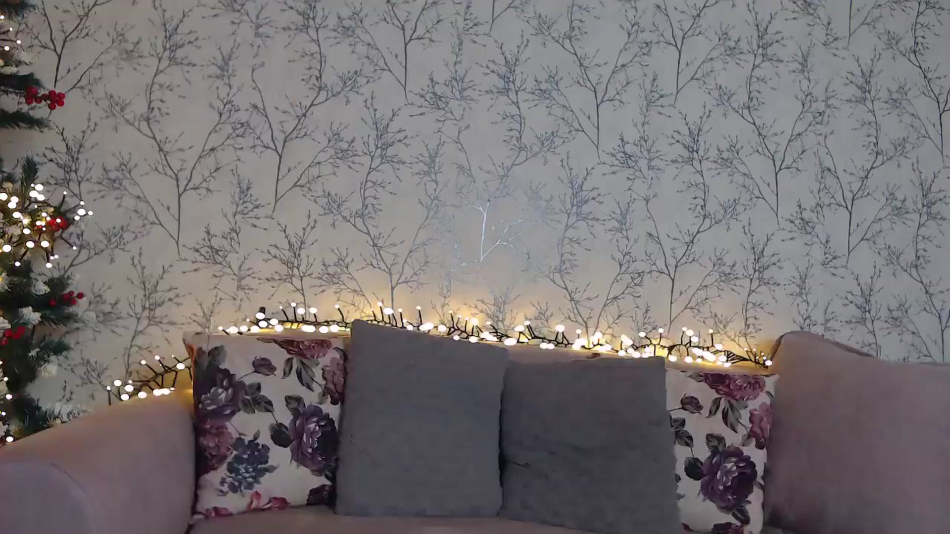 Gallery image thumbnail from HotCallia's myfreecams stream on, 01/09/2025, 07:30 image 12 of 20