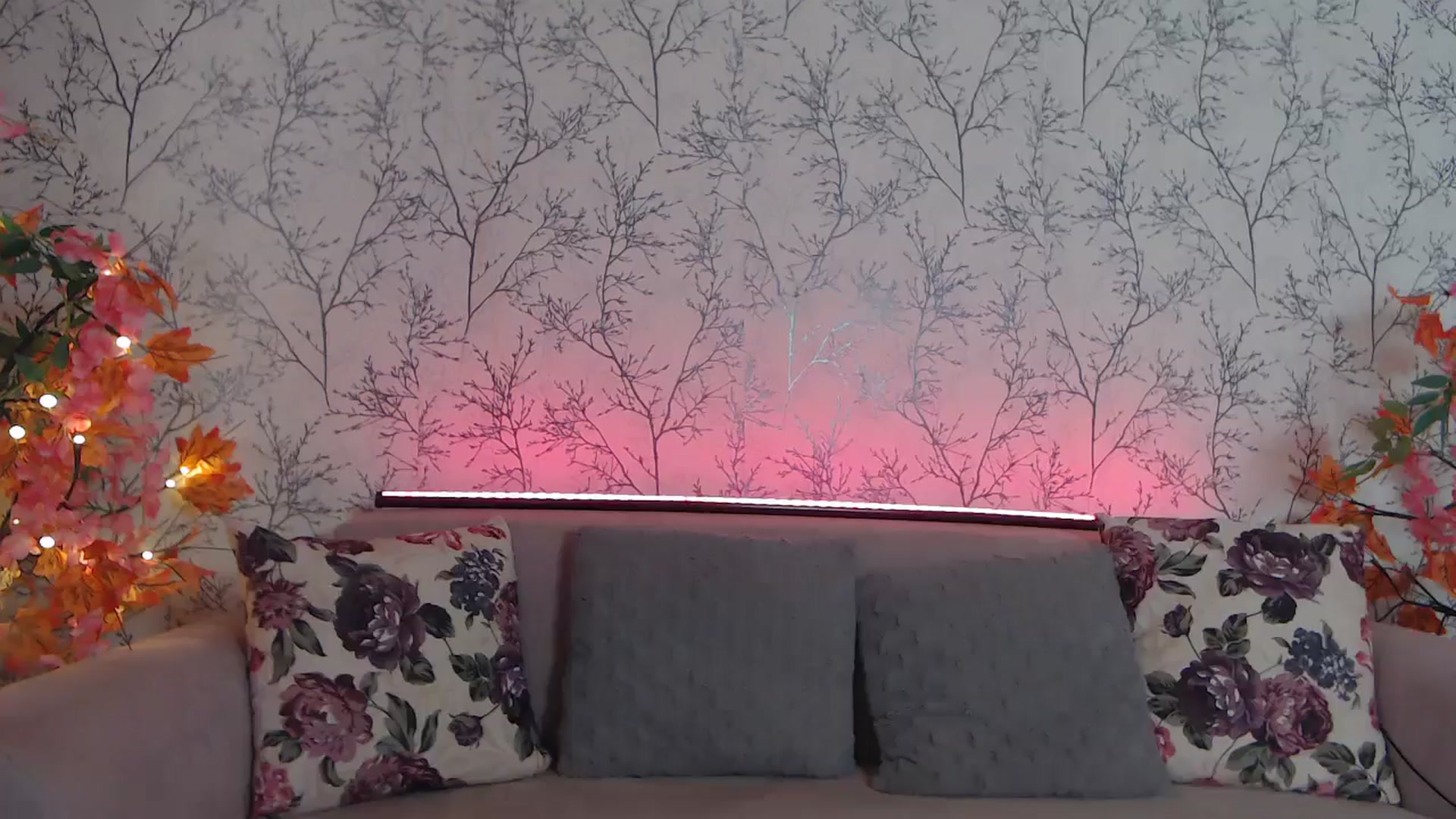 Gallery image thumbnail from HotCallia's myfreecams stream on, 02/26/2025, 08:31 image 13 of 20