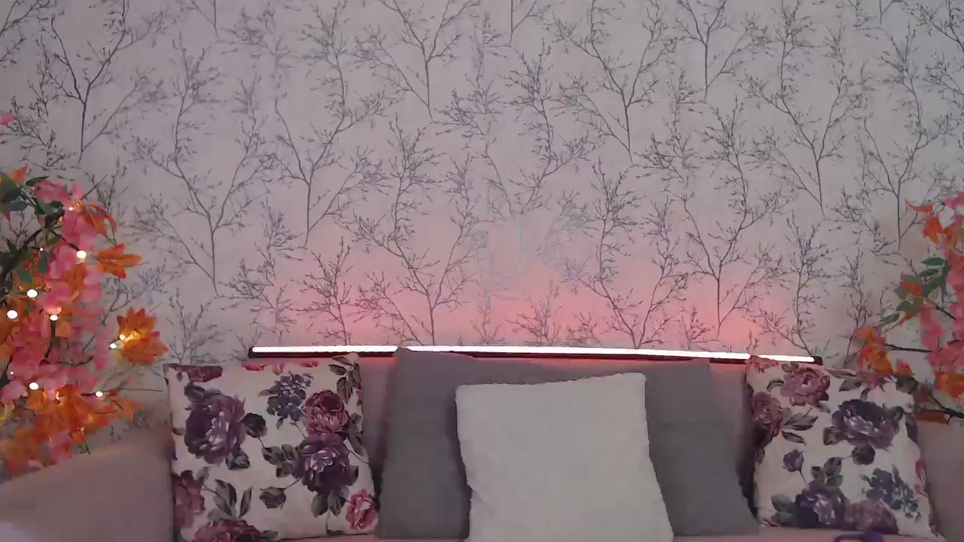 Gallery image thumbnail from HotCallia's myfreecams stream on, 03/04/2025, 08:59 image 4 of 20