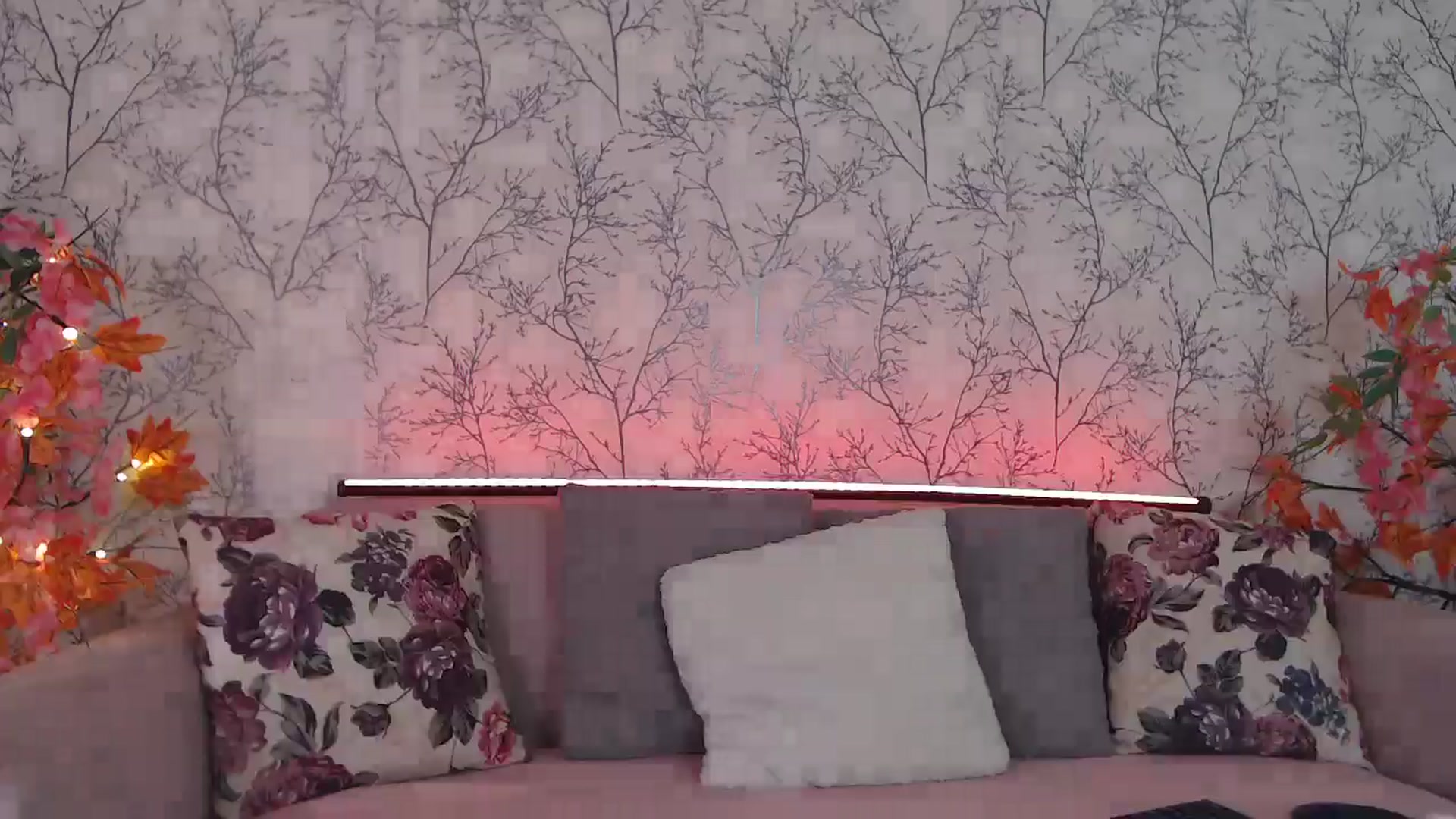 Gallery image thumbnail from HotCallia's myfreecams stream on, 03/10/2025, 07:35 image 15 of 20