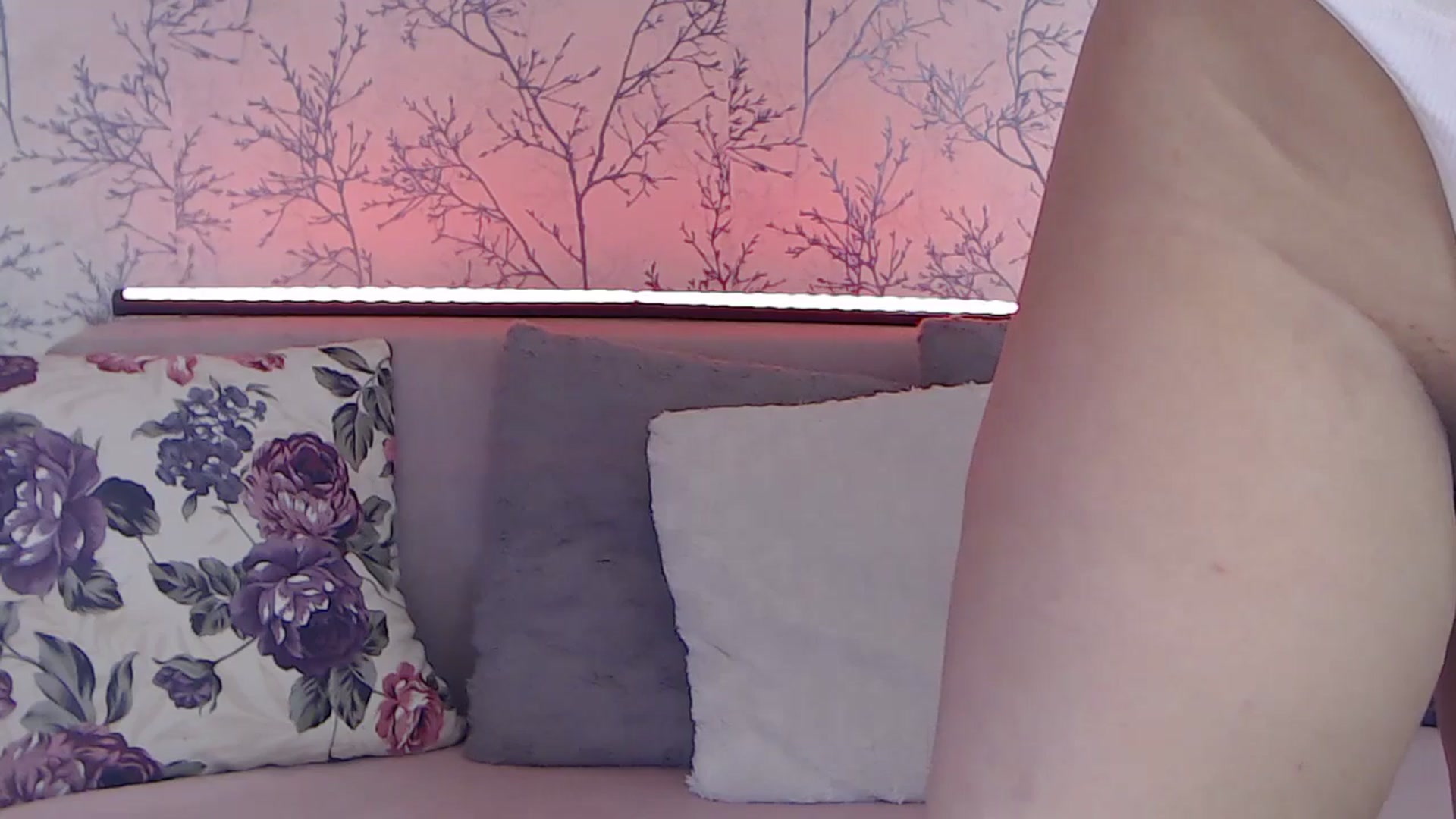 Gallery image thumbnail from HotCallia's myfreecams stream on, 03/14/2025, 07:56 image 15 of 20