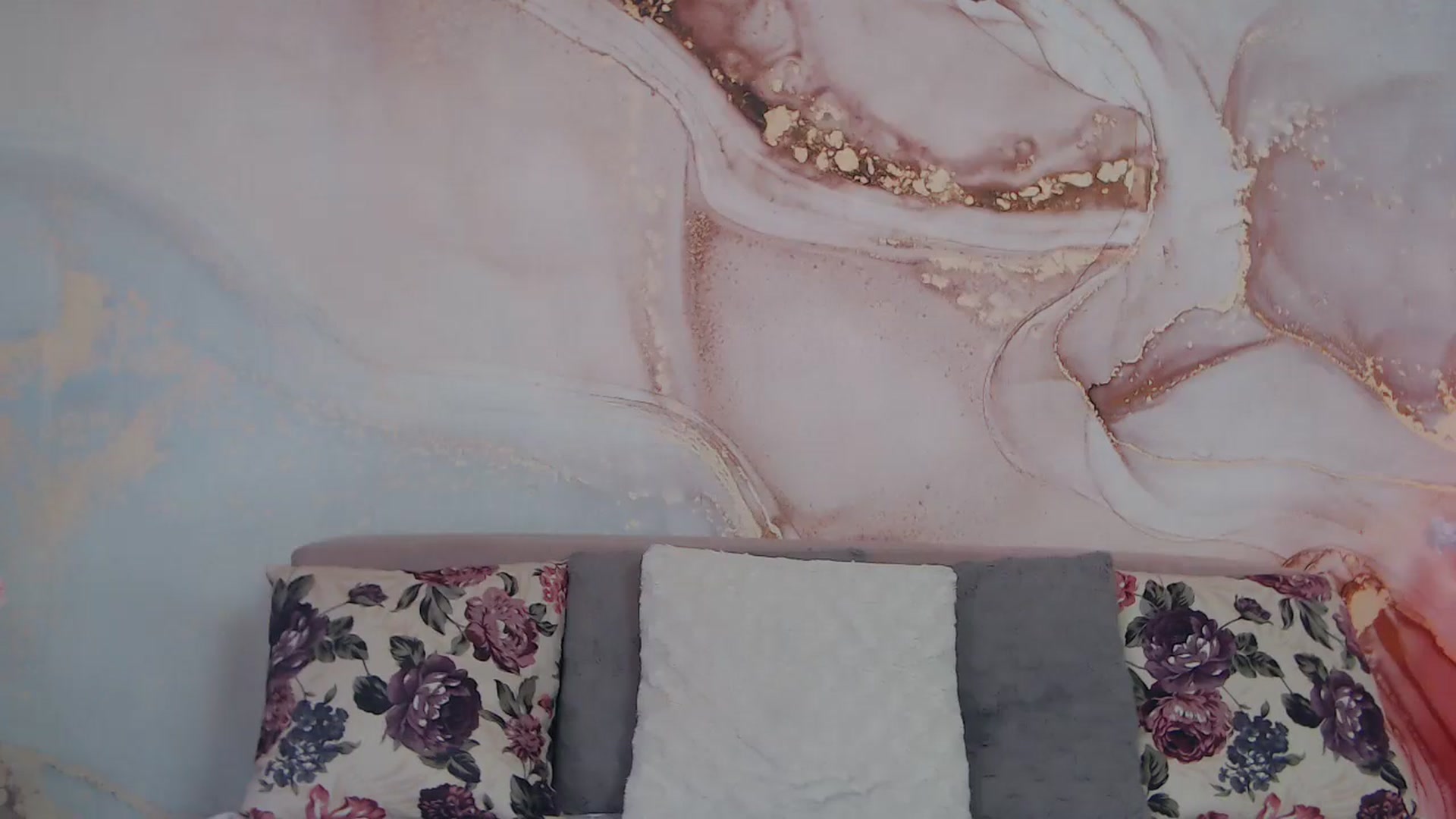 Gallery image thumbnail from HotCallia's myfreecams stream on, 04/30/2025, 07:10 image 15 of 20