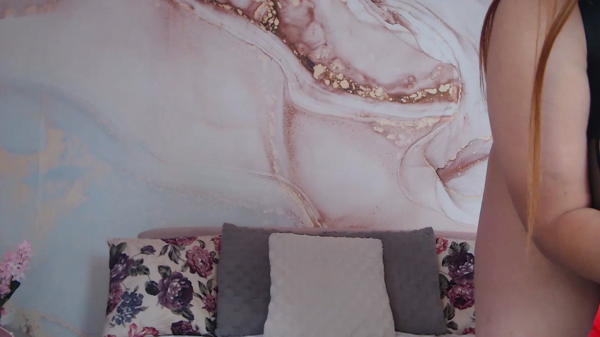 Gallery image thumbnail from HotCallia's myfreecams stream on, 05/12/2025, 07:18 image 13 of 20