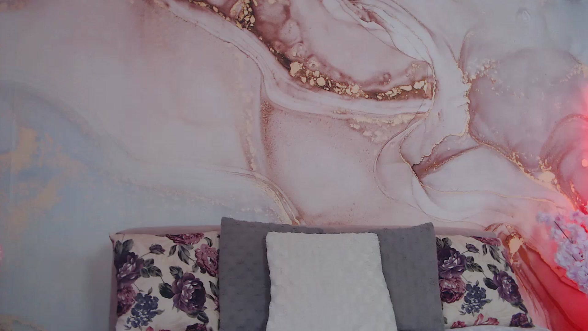 Gallery image thumbnail from HotCallia's myfreecams stream on, 05/14/2025, 06:42 image 4 of 20