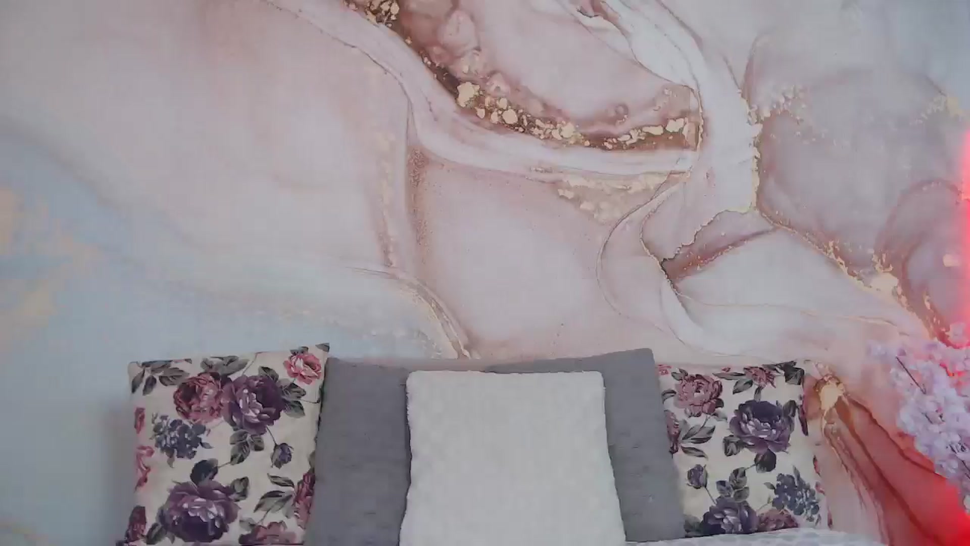 Gallery image thumbnail from HotCallia's myfreecams stream on, 05/31/2025, 06:47 image 6 of 20