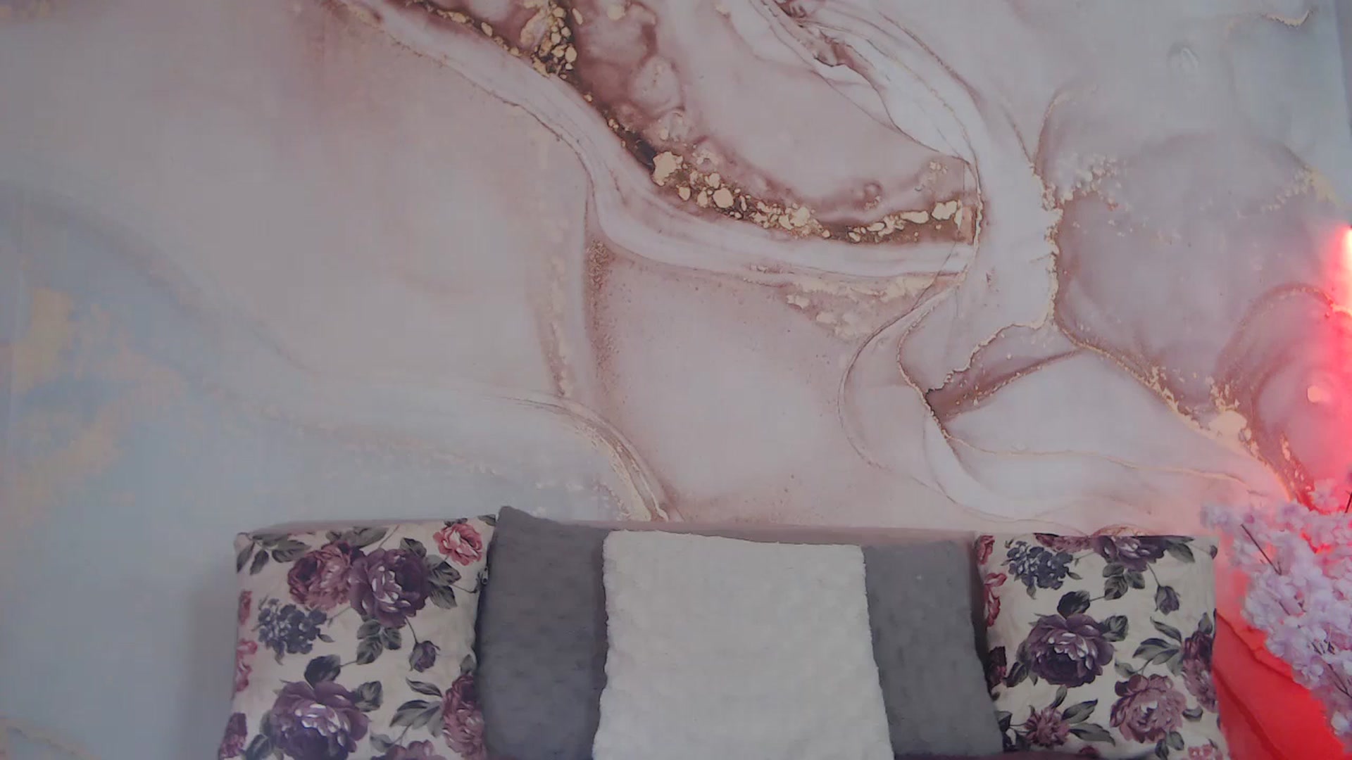 Gallery image thumbnail from HotCallia's myfreecams stream on, 06/18/2025, 05:29 image 10 of 20