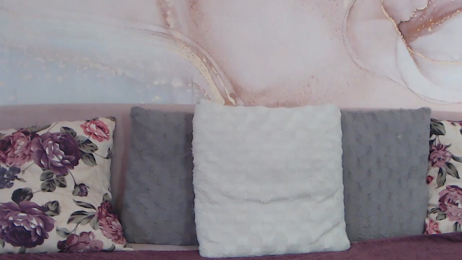 Gallery image thumbnail from HotCallia's myfreecams stream on, 06/26/2025, 09:55 image 13 of 20
