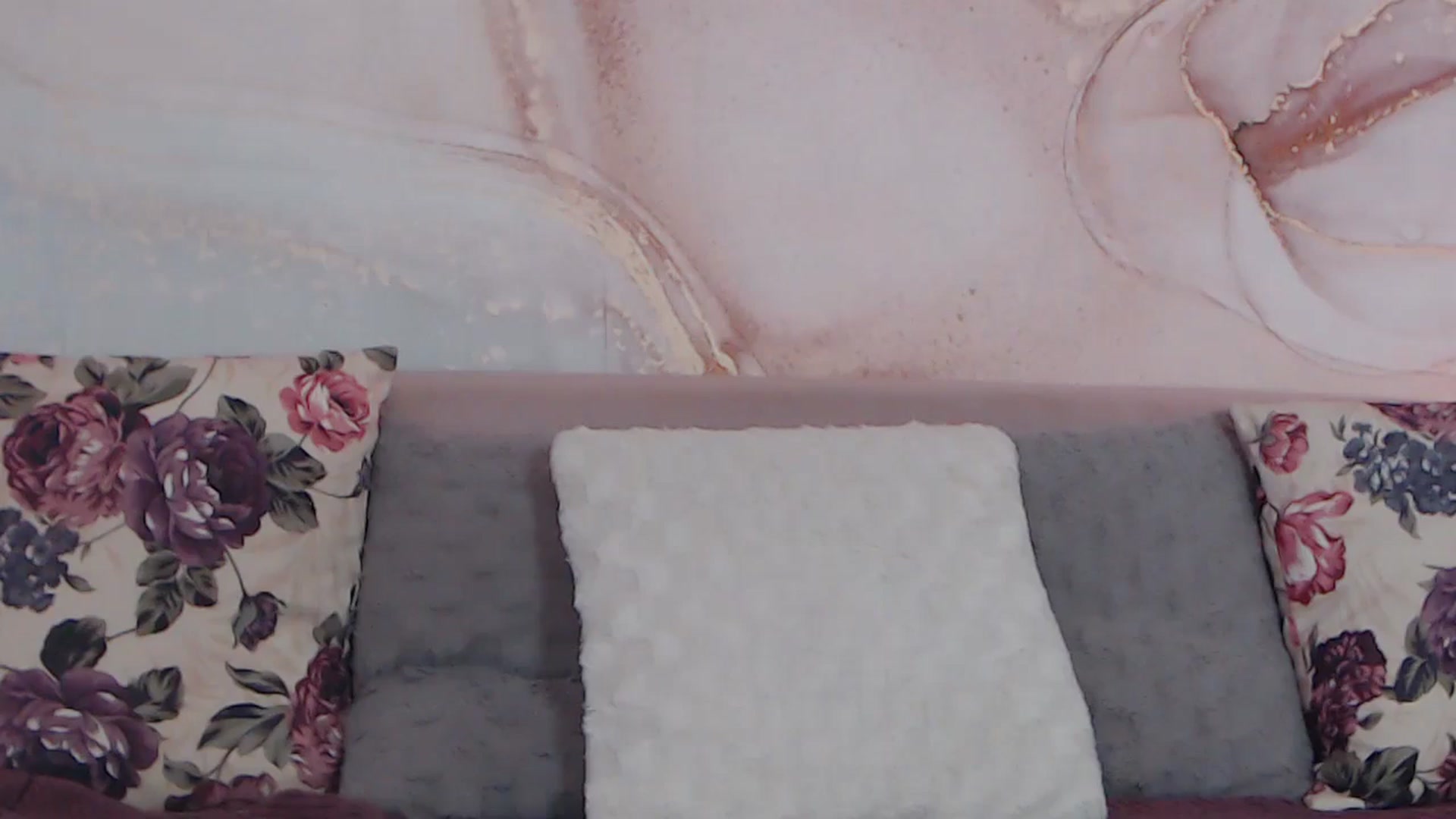 Gallery image thumbnail from HotCallia's myfreecams stream on, 07/19/2025, 07:33 image 16 of 20