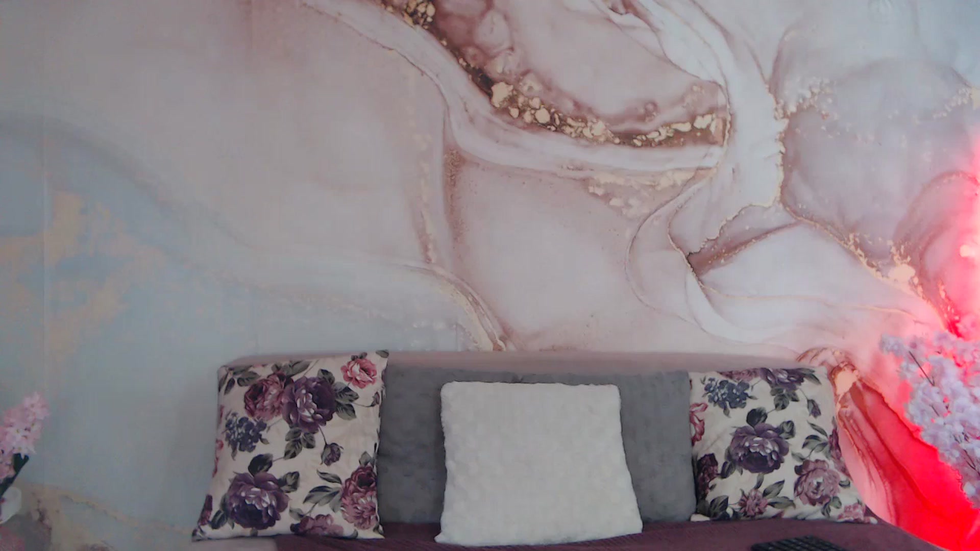 Gallery image thumbnail from HotCallia's myfreecams stream on, 07/28/2025, 08:37 image 9 of 20