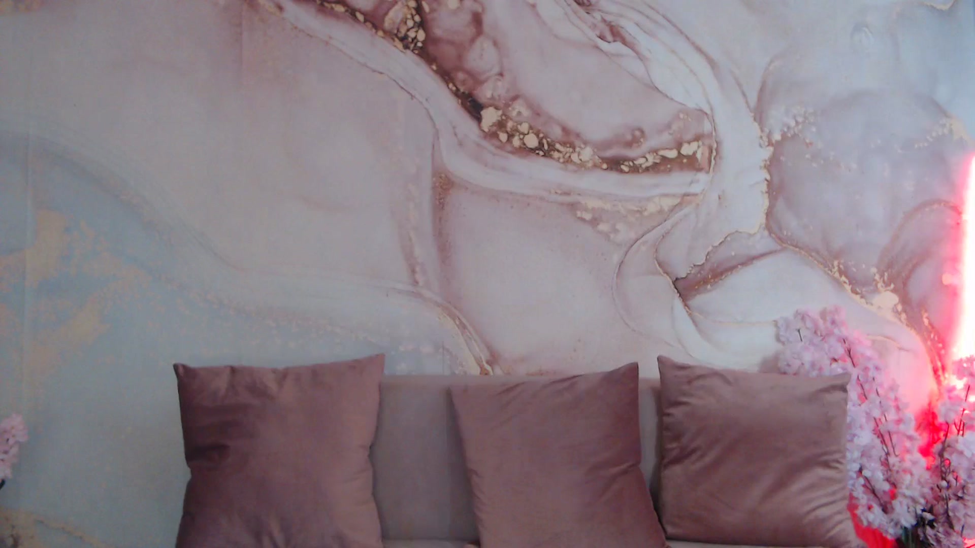 Gallery image thumbnail from HotCallia's myfreecams stream on, 09/05/2025, 10:53 image 3 of 20