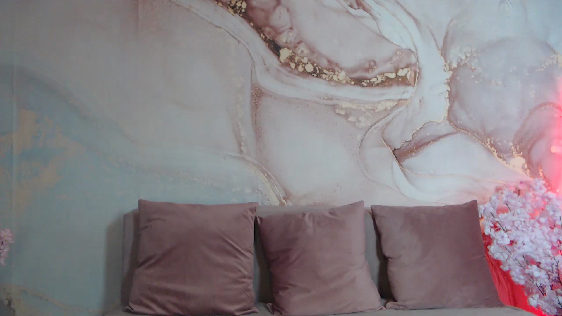 Gallery image thumbnail from HotCallia's myfreecams stream on, 09/17/2025, 09:37 image 14 of 20