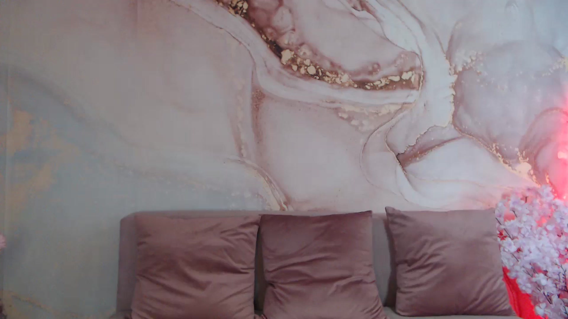 Gallery image thumbnail from HotCallia's myfreecams stream on, 10/13/2025, 08:38 image 3 of 20