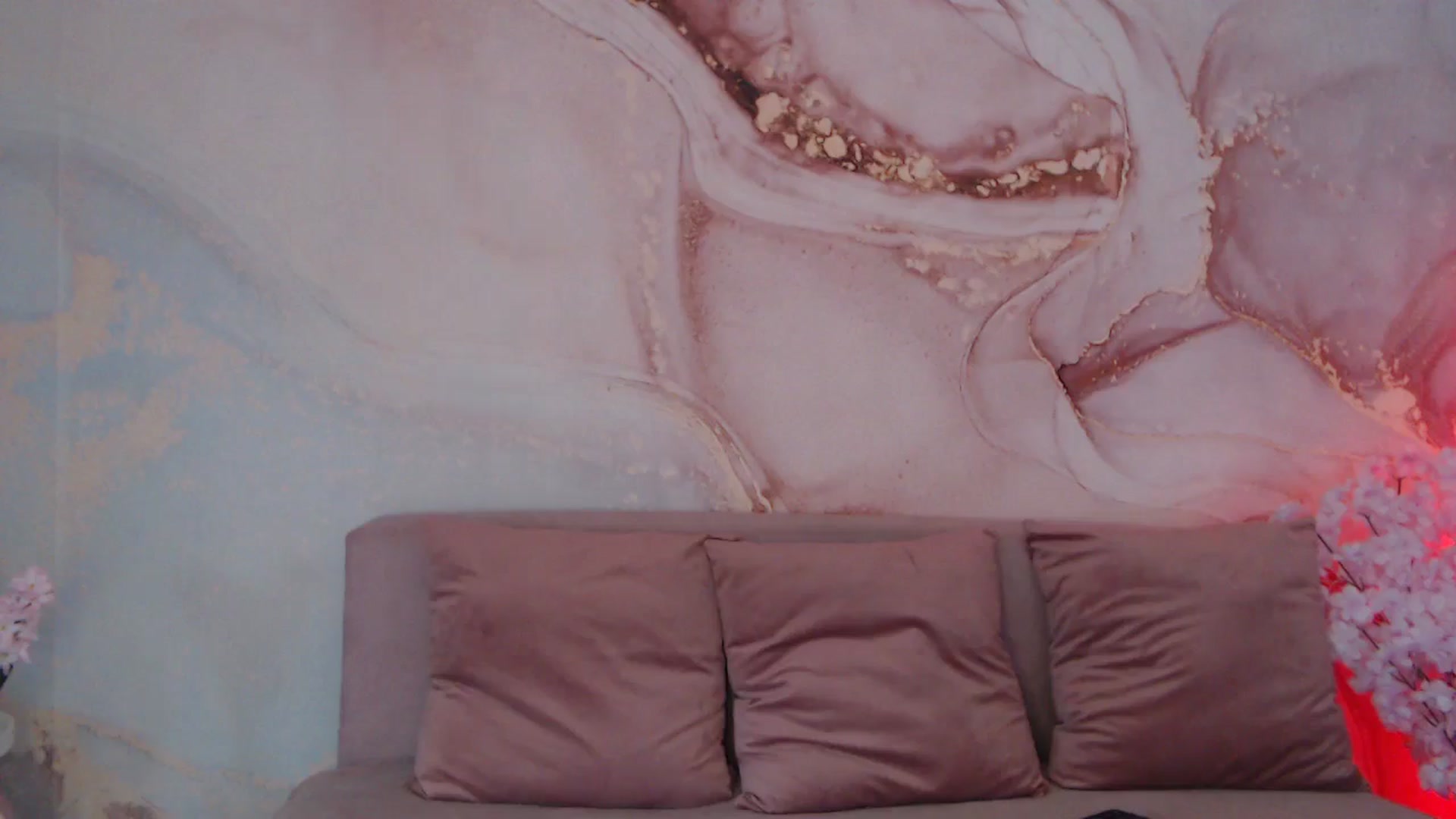 Gallery image thumbnail from HotCallia's myfreecams stream on, 10/22/2025, 10:29 image 4 of 20
