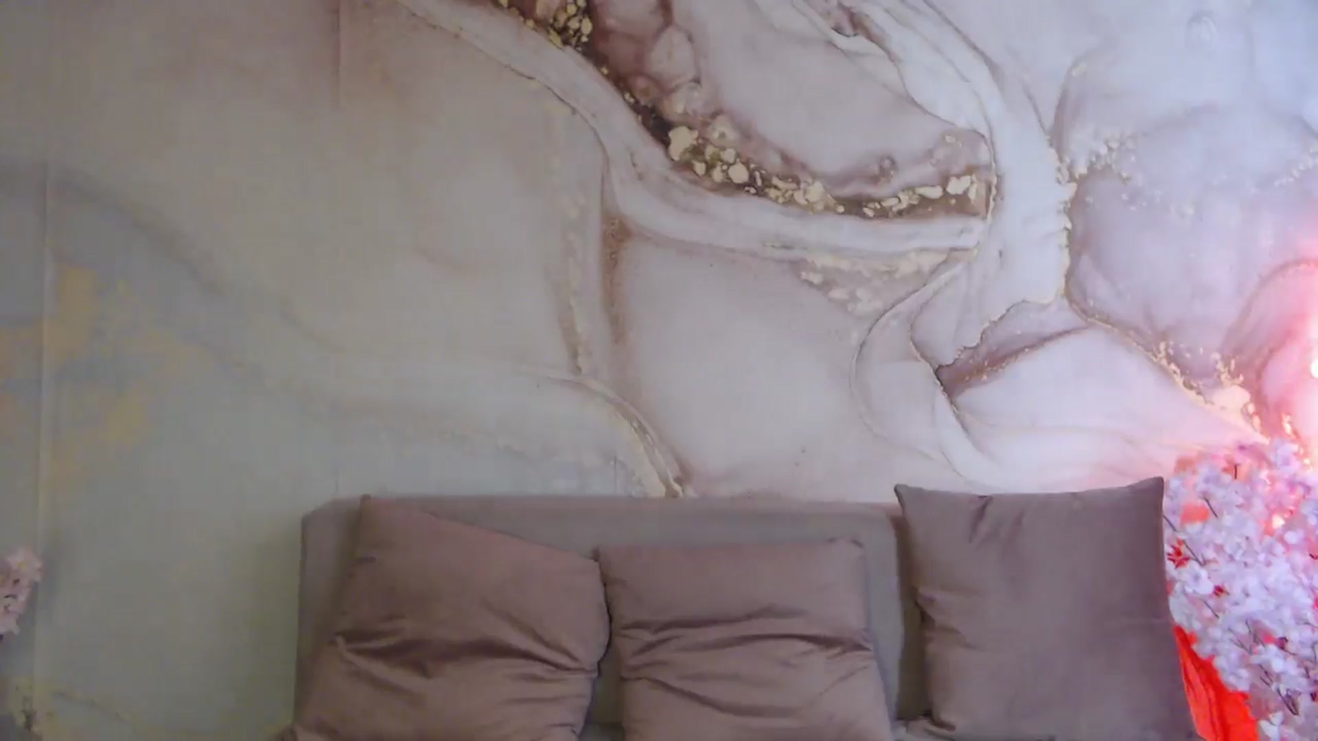 Gallery image thumbnail from HotCallia's myfreecams stream on, 10/30/2025, 17:18 image 10 of 20
