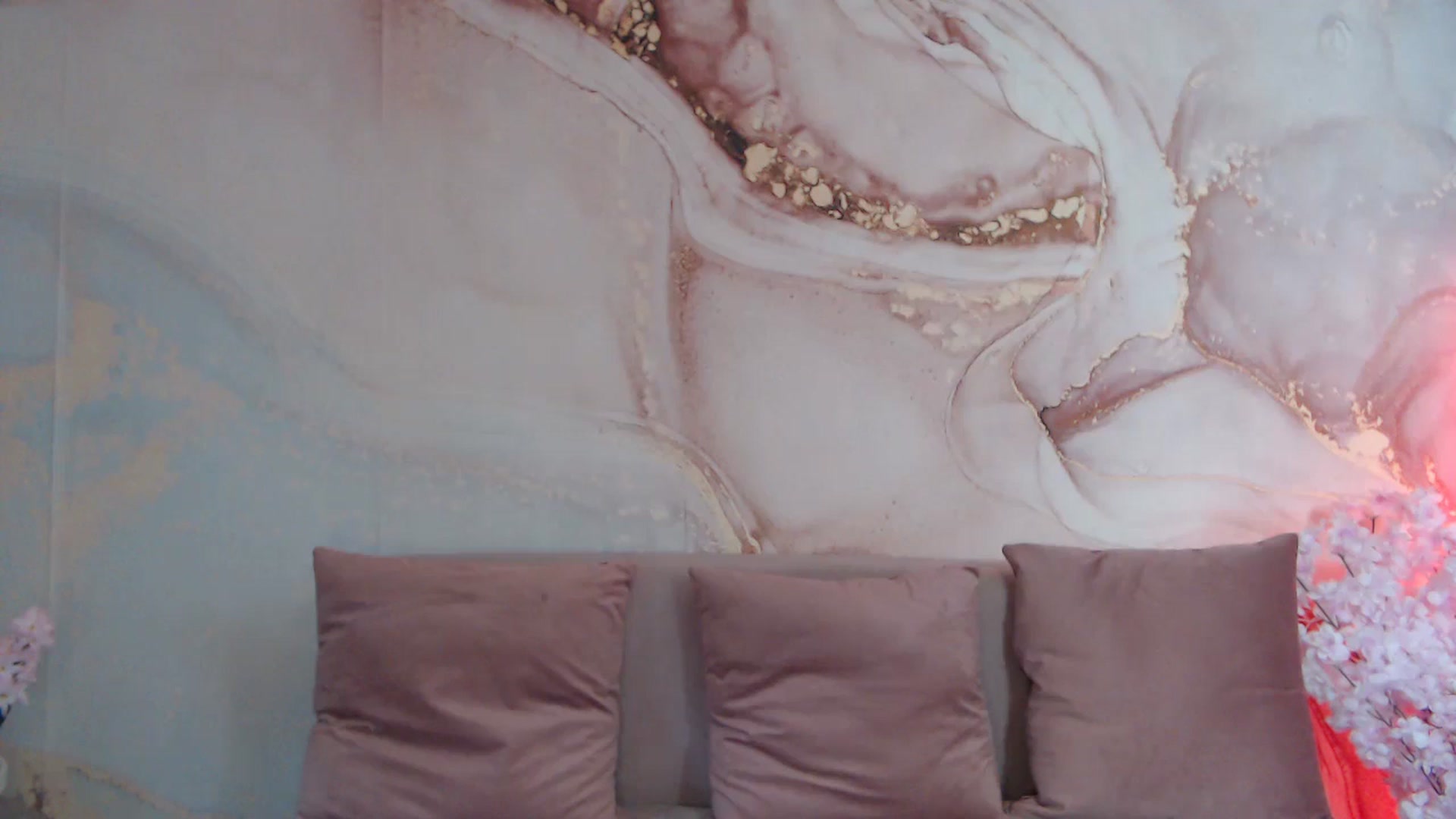Gallery image thumbnail from HotCallia's myfreecams stream on, 10/31/2025, 11:18 image 11 of 20