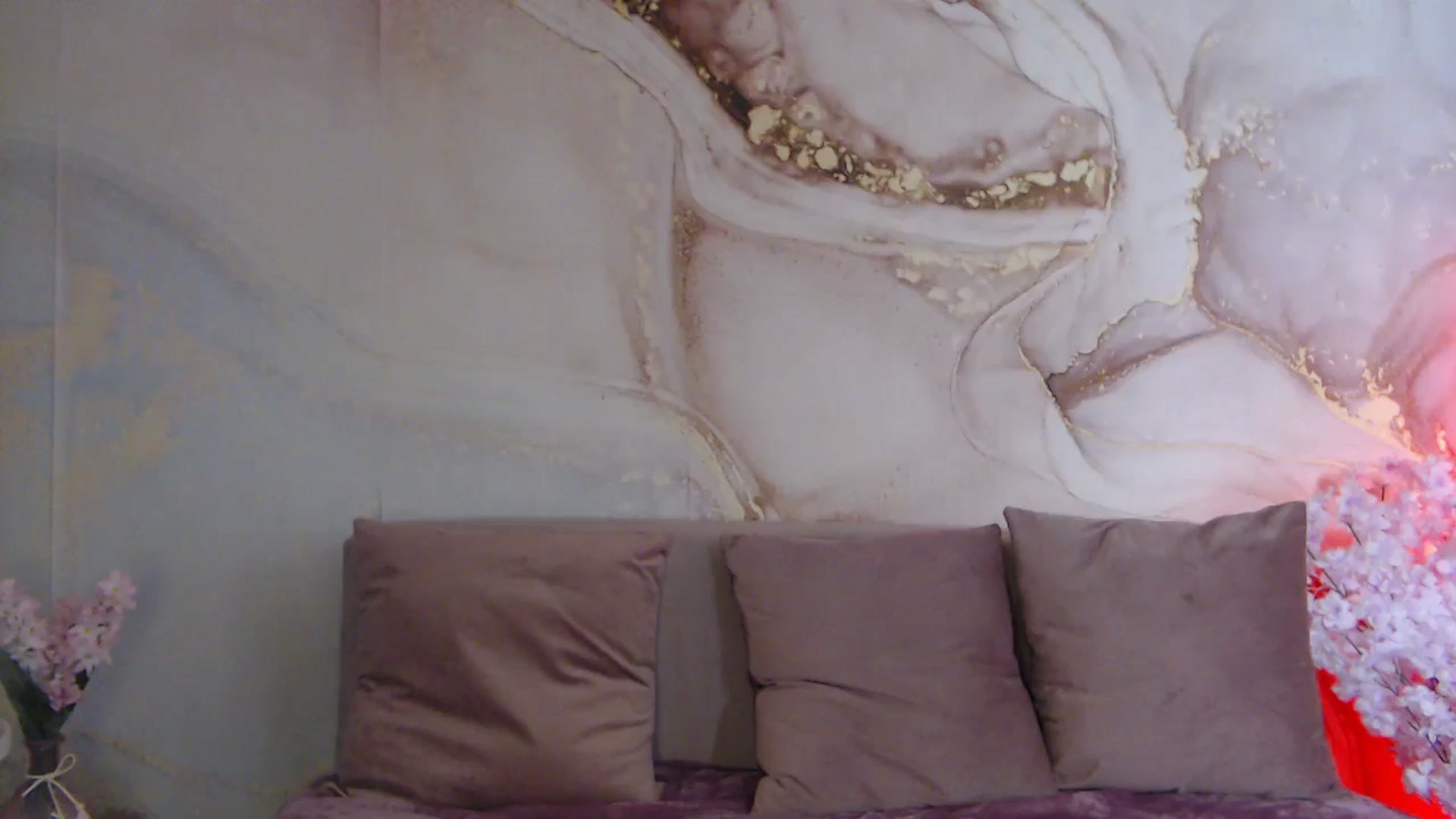 Gallery image thumbnail from HotCallia's myfreecams stream on, 11/06/2025, 09:50 image 18 of 20