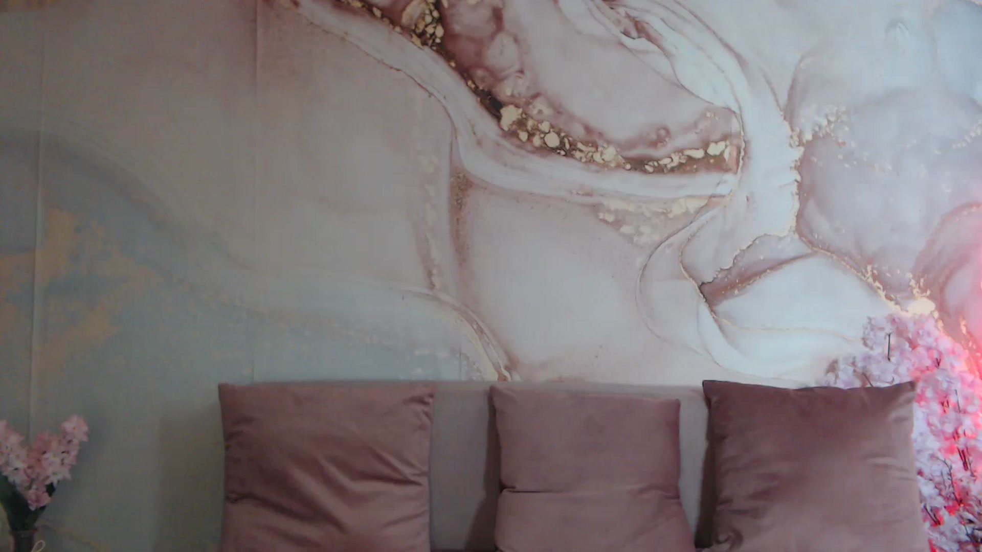 Gallery image thumbnail from HotCallia's myfreecams stream on, 11/20/2025, 08:38 image 9 of 20