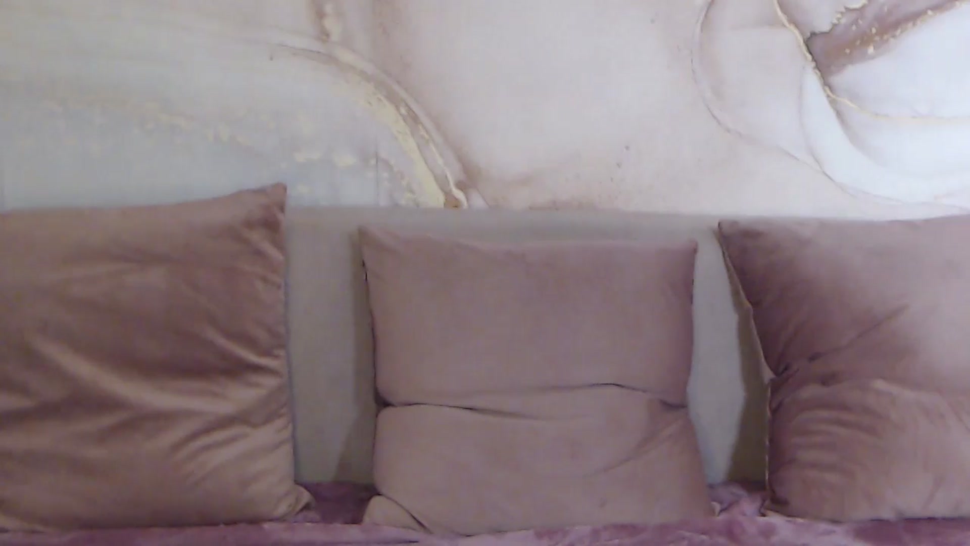 Gallery image thumbnail from HotCallia's myfreecams stream on, 12/03/2025, 09:48 image 10 of 20