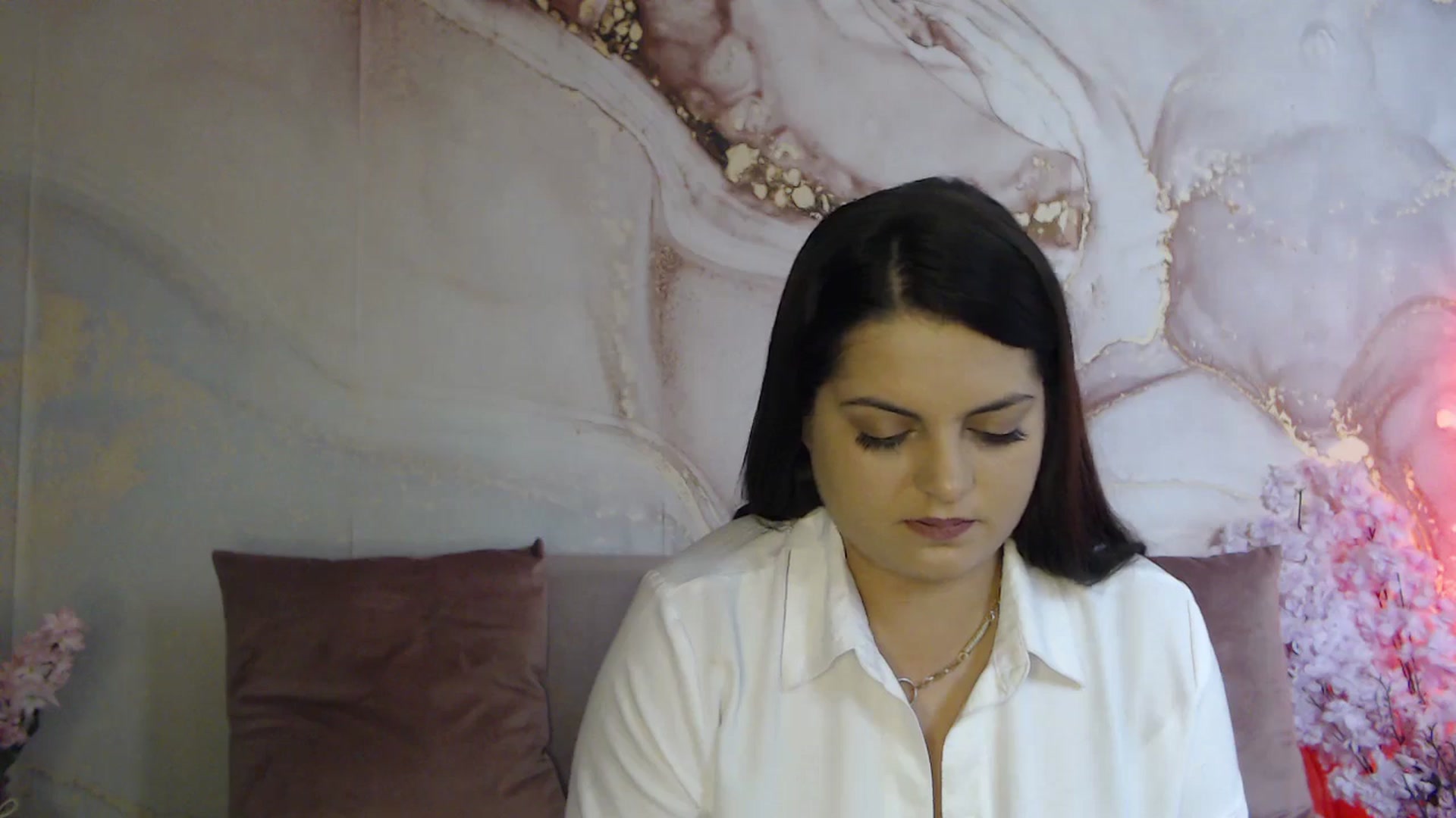 Gallery image thumbnail from HotCallia's myfreecams stream on, 01/07/2026, 07:46 image 8 of 20