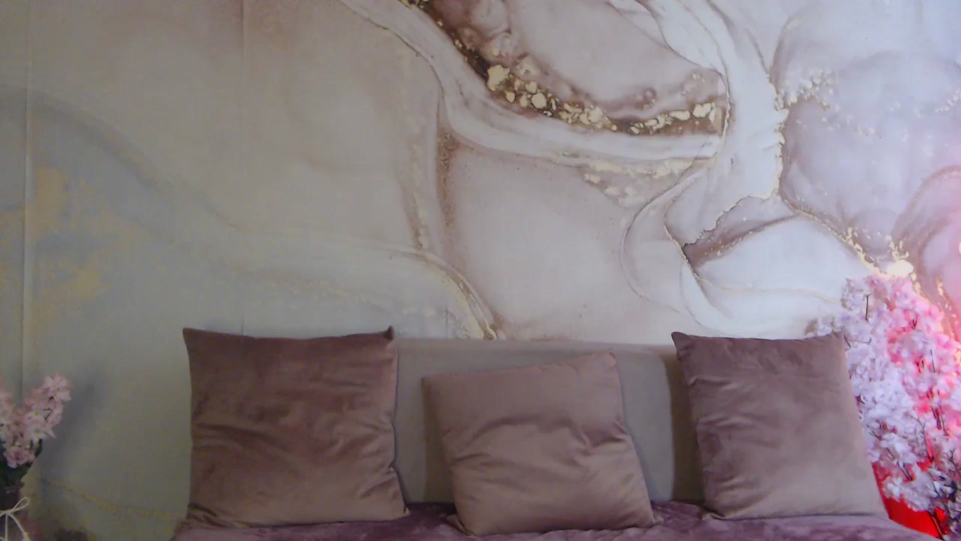 Gallery image thumbnail from HotCallia's myfreecams stream on, 01/08/2026, 10:28 image 3 of 20
