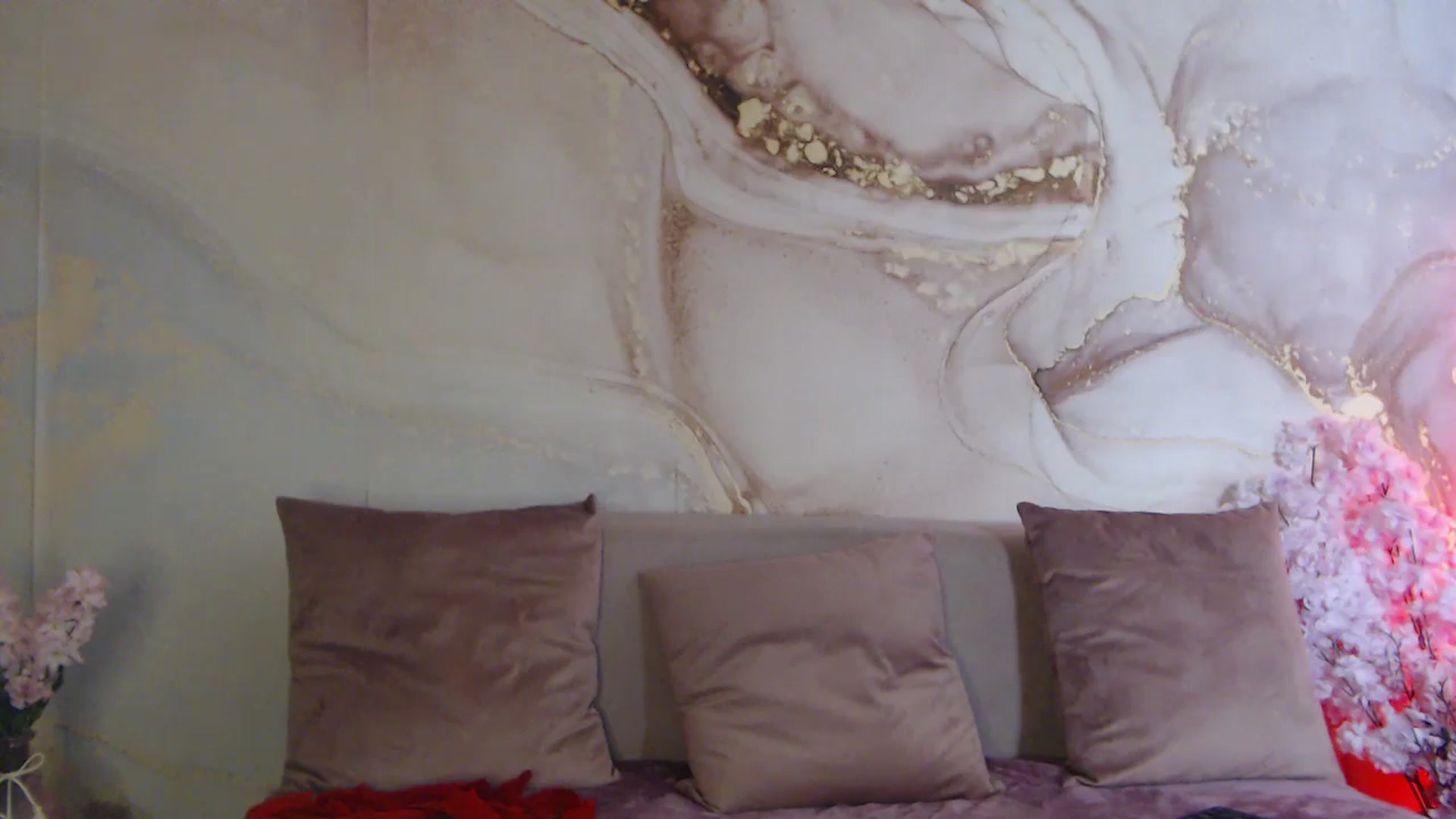 Gallery image thumbnail from HotCallia's myfreecams stream on, 01/08/2026, 10:28 image 8 of 20