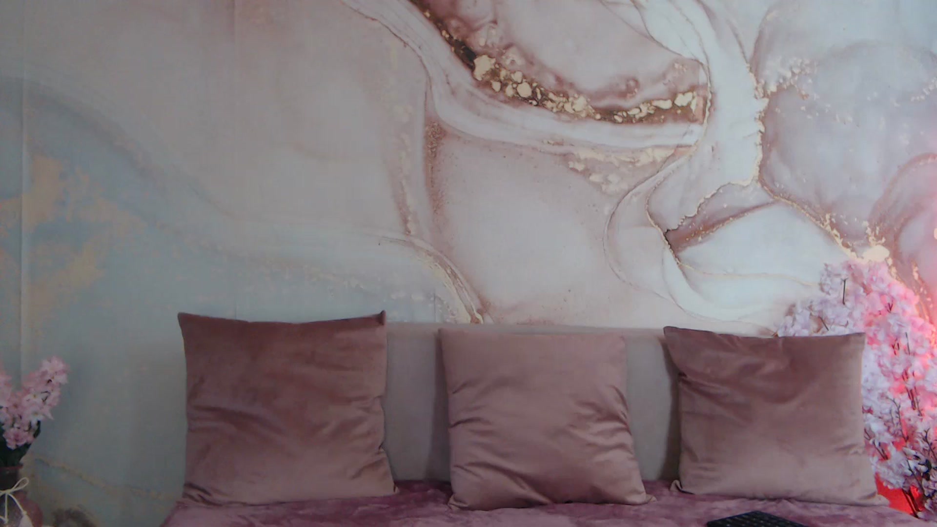 Gallery image thumbnail from HotCallia's myfreecams stream on, 01/09/2026, 11:41 image 15 of 20