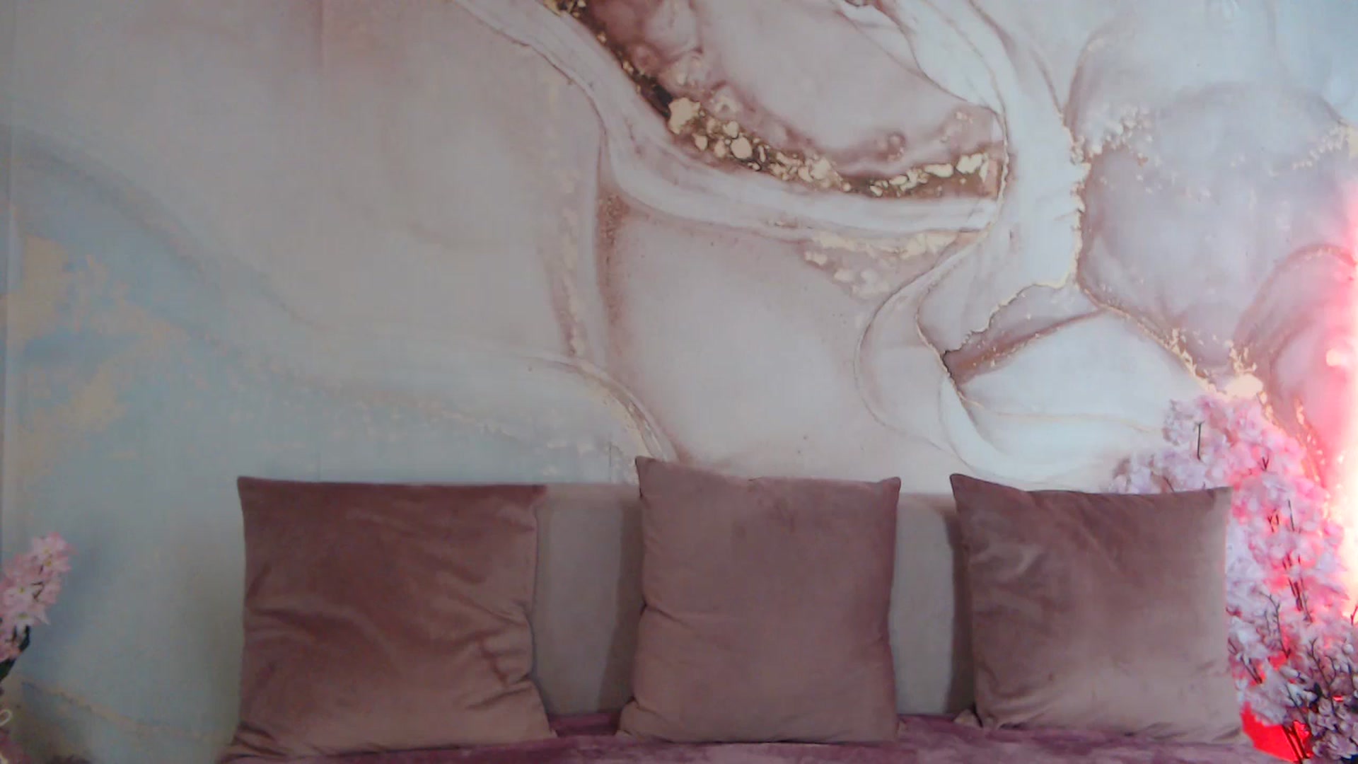 Gallery image thumbnail from HotCallia's myfreecams stream on, 01/16/2026, 11:52 image 11 of 20