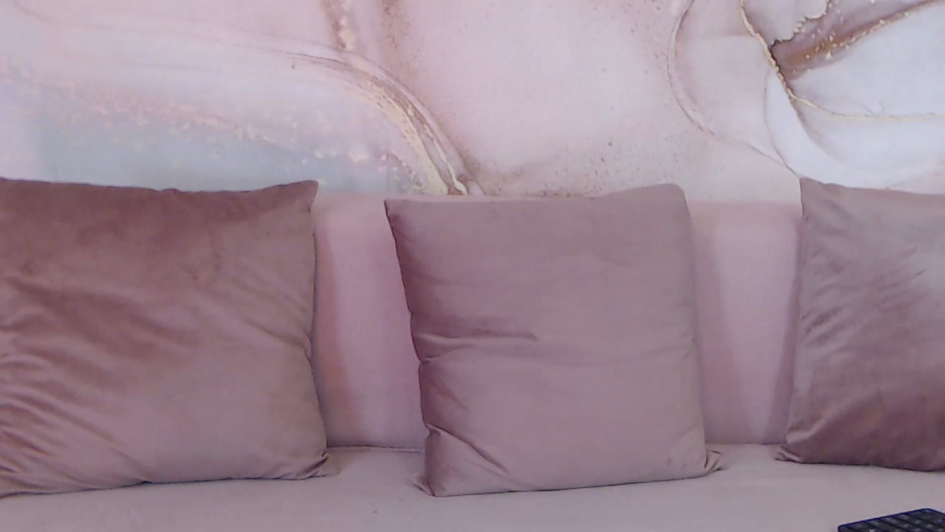 Gallery image thumbnail from HotCallia's myfreecams stream on, 03/20/2026, 09:10 image 17 of 20