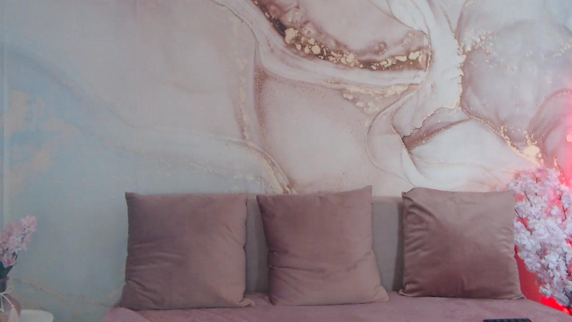 Gallery image thumbnail from HotCallia's myfreecams stream on, 04/29/2026, 11:44 image 12 of 20