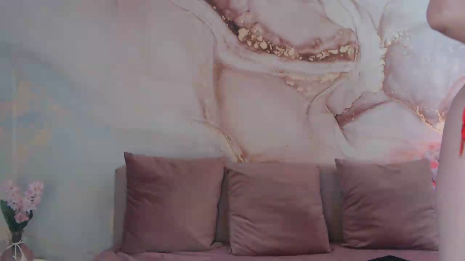 Gallery image thumbnail from HotCallia's myfreecams stream on, 05/21/2026, 10:14 image 7 of 20