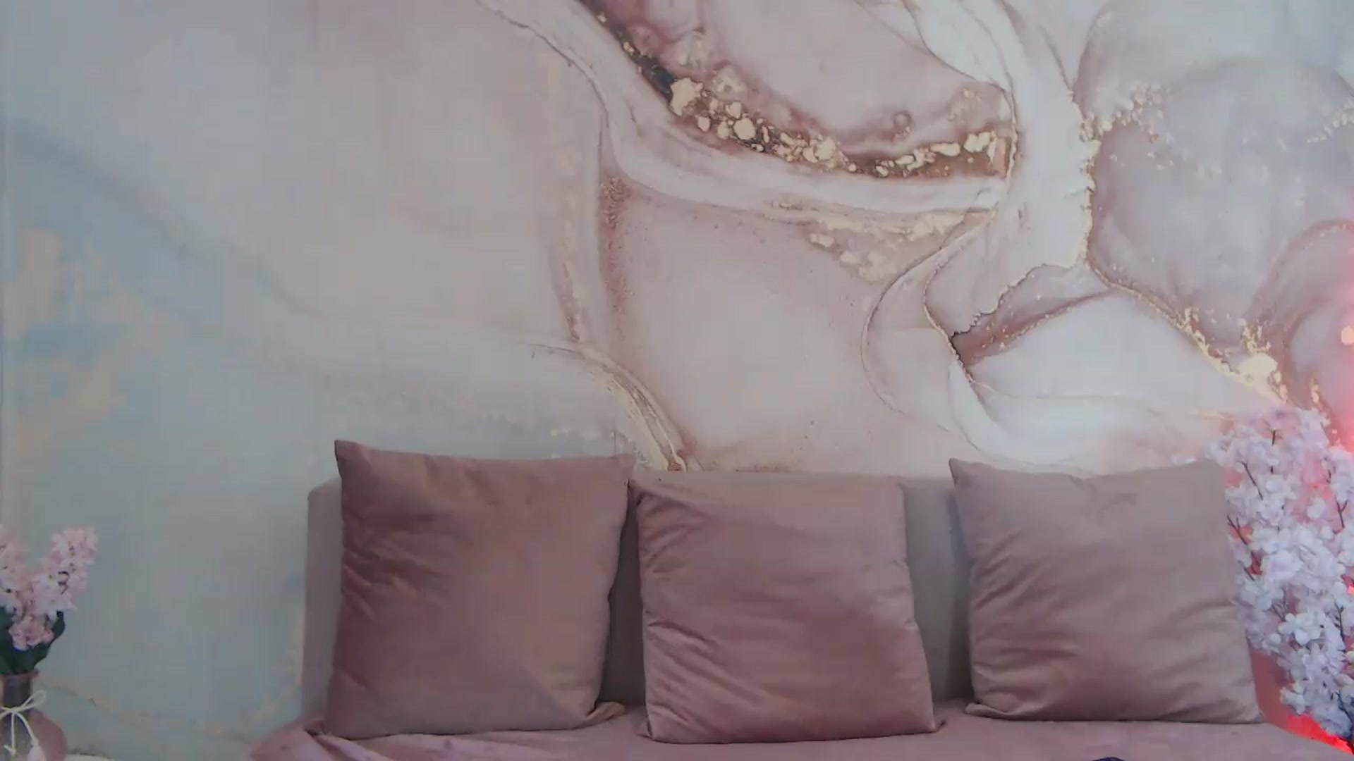 Gallery image thumbnail from HotCallia's myfreecams stream on, 05/21/2026, 11:01 image 13 of 20