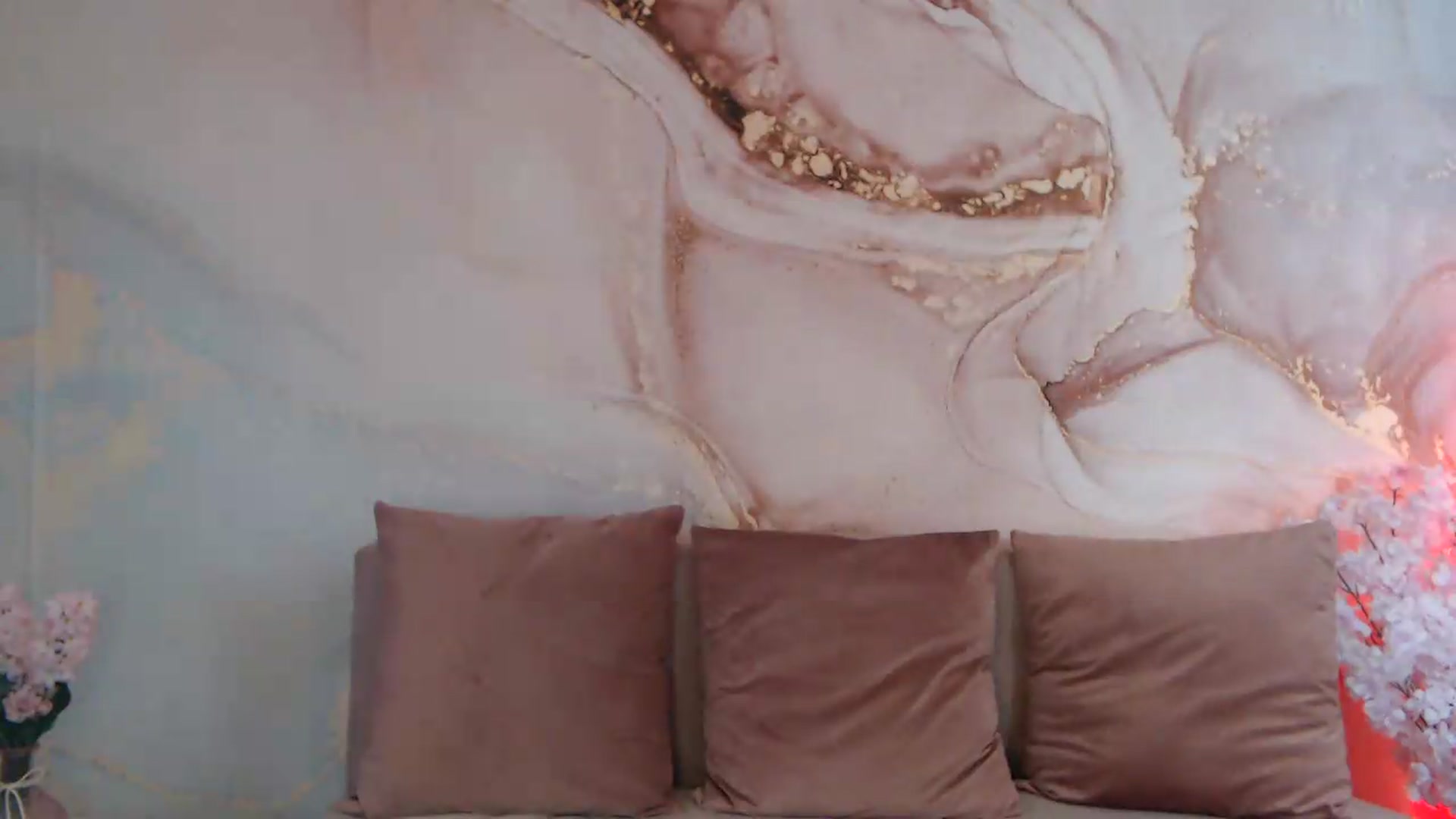 Gallery image thumbnail from HotCallia's myfreecams stream on, 06/06/2026, 08:05 image 16 of 20