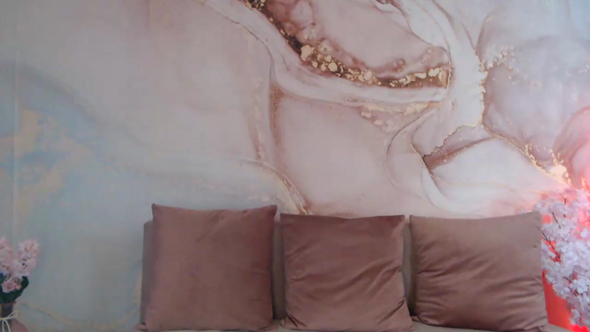 Gallery image thumbnail from HotCallia's myfreecams stream on, 06/06/2026, 08:05 image 15 of 20