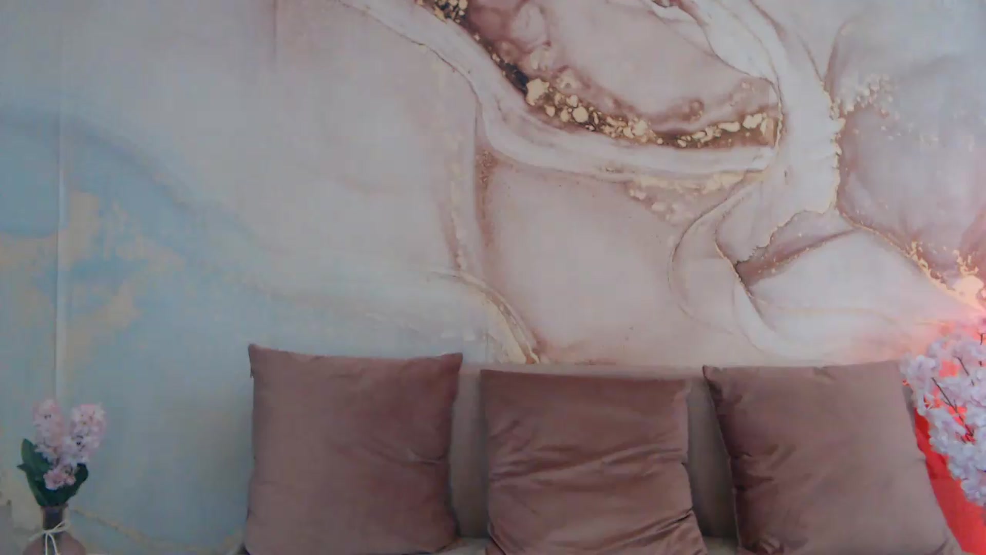 Gallery image thumbnail from HotCallia's myfreecams stream on, 06/15/2026, 13:54 image 20 of 20