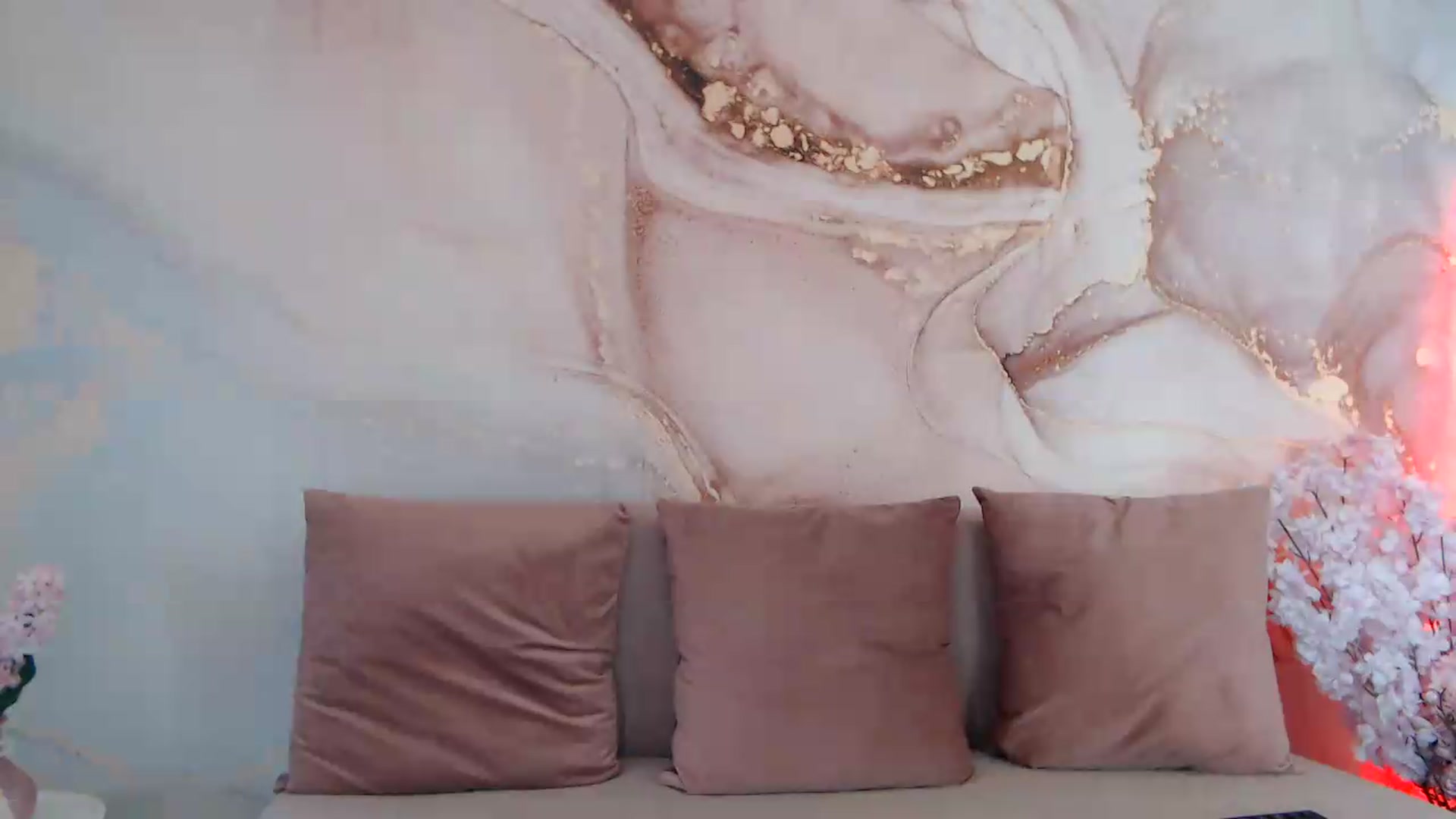 Gallery image thumbnail from HotCallia's myfreecams stream on, 07/13/2026, 09:37 image 7 of 20